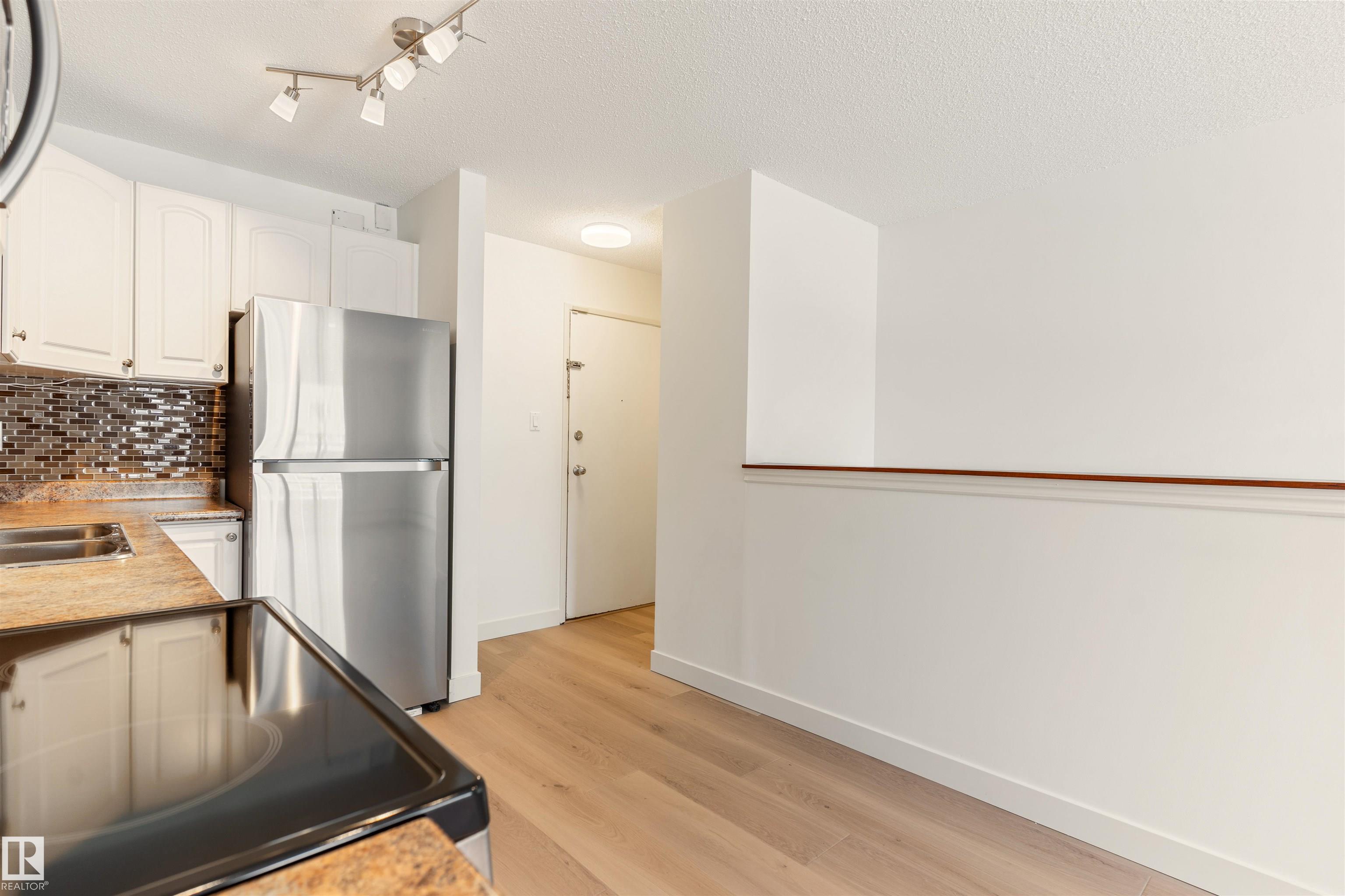 Photo 13 at 109 - 11429 124 Street NW, Inglewood, Edmonton