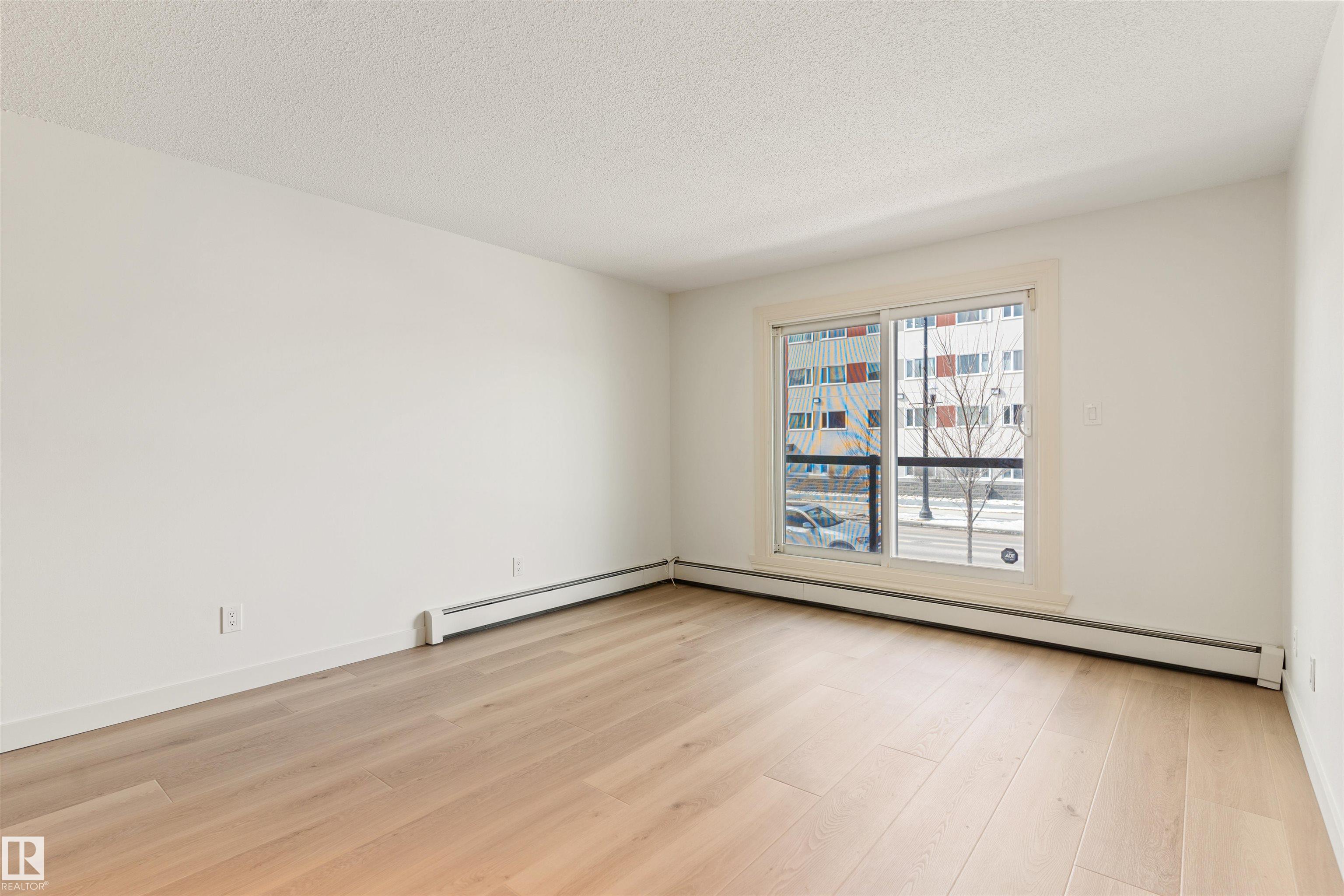 Photo 6 at 109 - 11429 124 Street NW, Inglewood, Edmonton