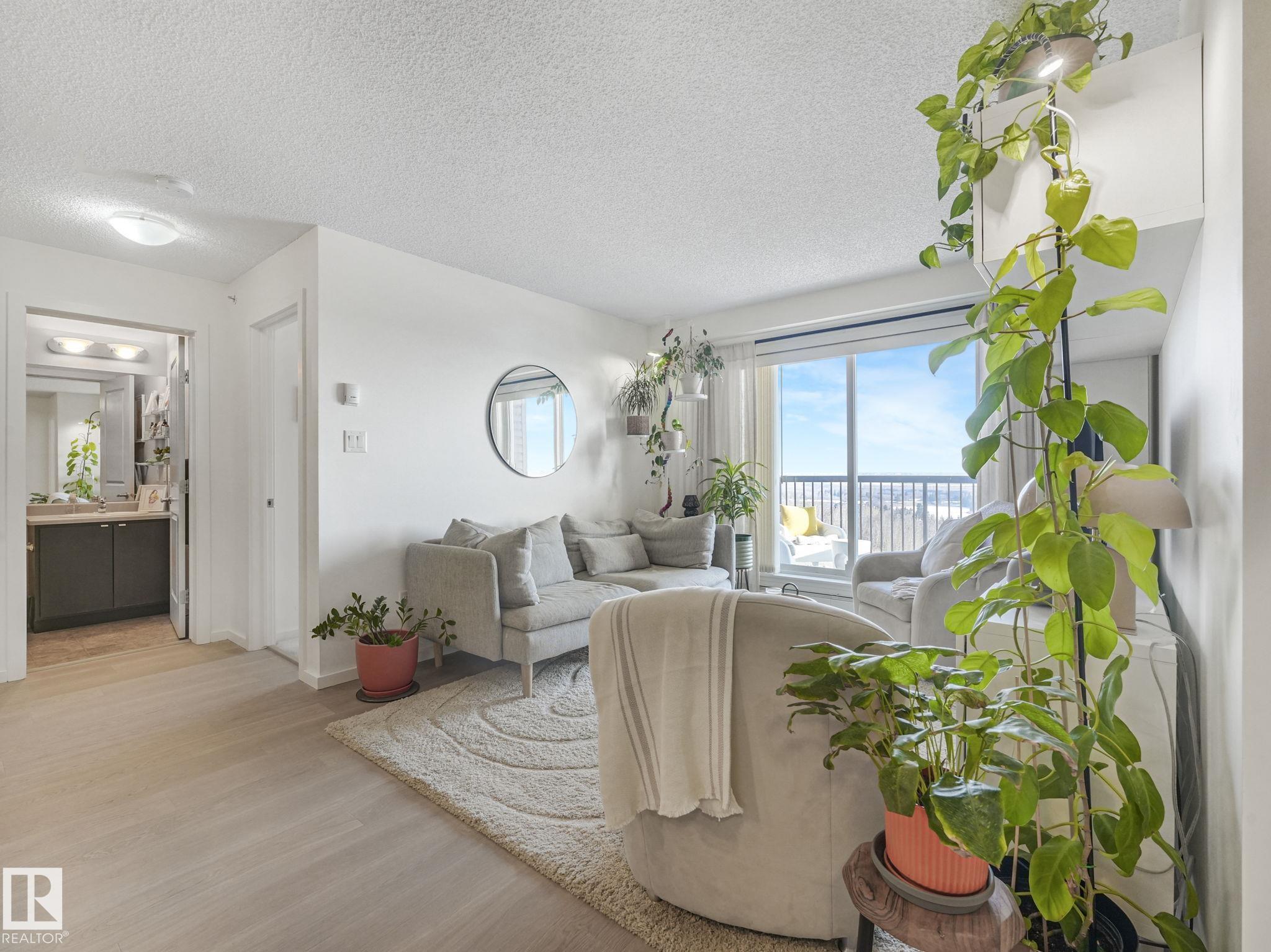 Photo 8 at 457 - 1196 Hyndman Road NW, Canon Ridge, Edmonton