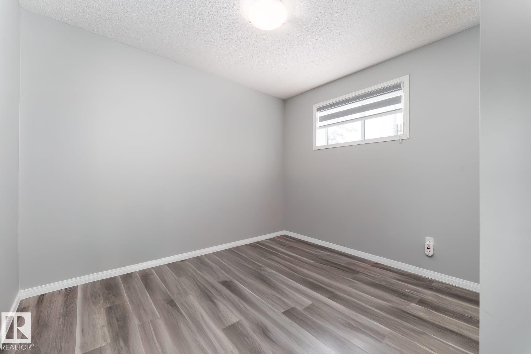 https://zimg.paragon.ice.com/ParagonImages/Property/PM/RAE/225393099/19/0/0/9beba601bb7e04a9404e431ea9efd2d6/1/a472d7c6d6c4337e07ab0f140dcdcc33/225393099-7fc6d89e-1b78-4f0a-8645-3f9592cba7c2.JPG