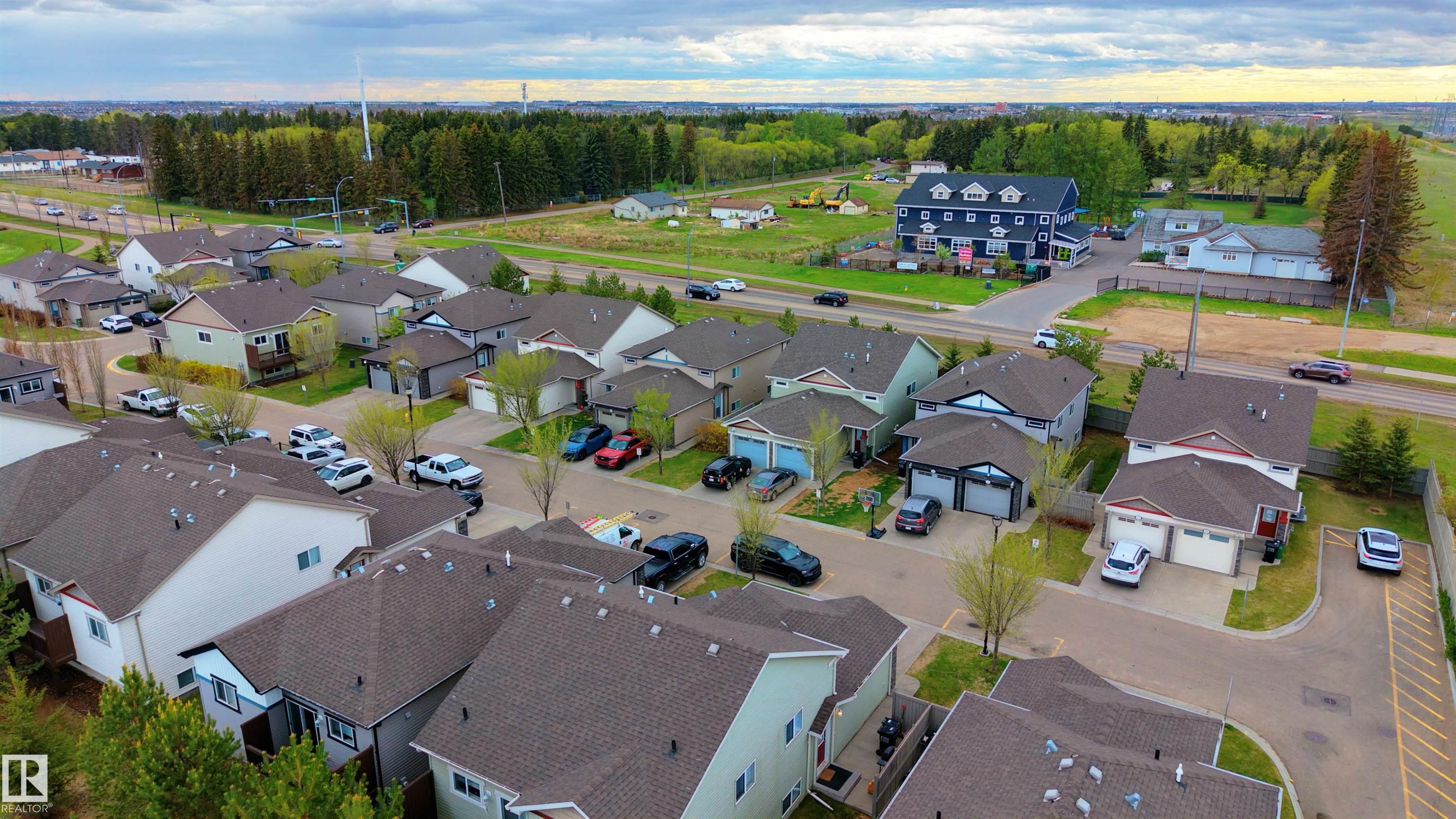 https://zimg.paragon.ice.com/ParagonImages/Property/PM/RAE/225393099/34/0/0/bd292c5e637538ba32a9f21f3e79a753/1/a472d7c6d6c4337e07ab0f140dcdcc33/225393099-51f36653-17b0-4d60-ab3c-5fe39beec8bf.JPG