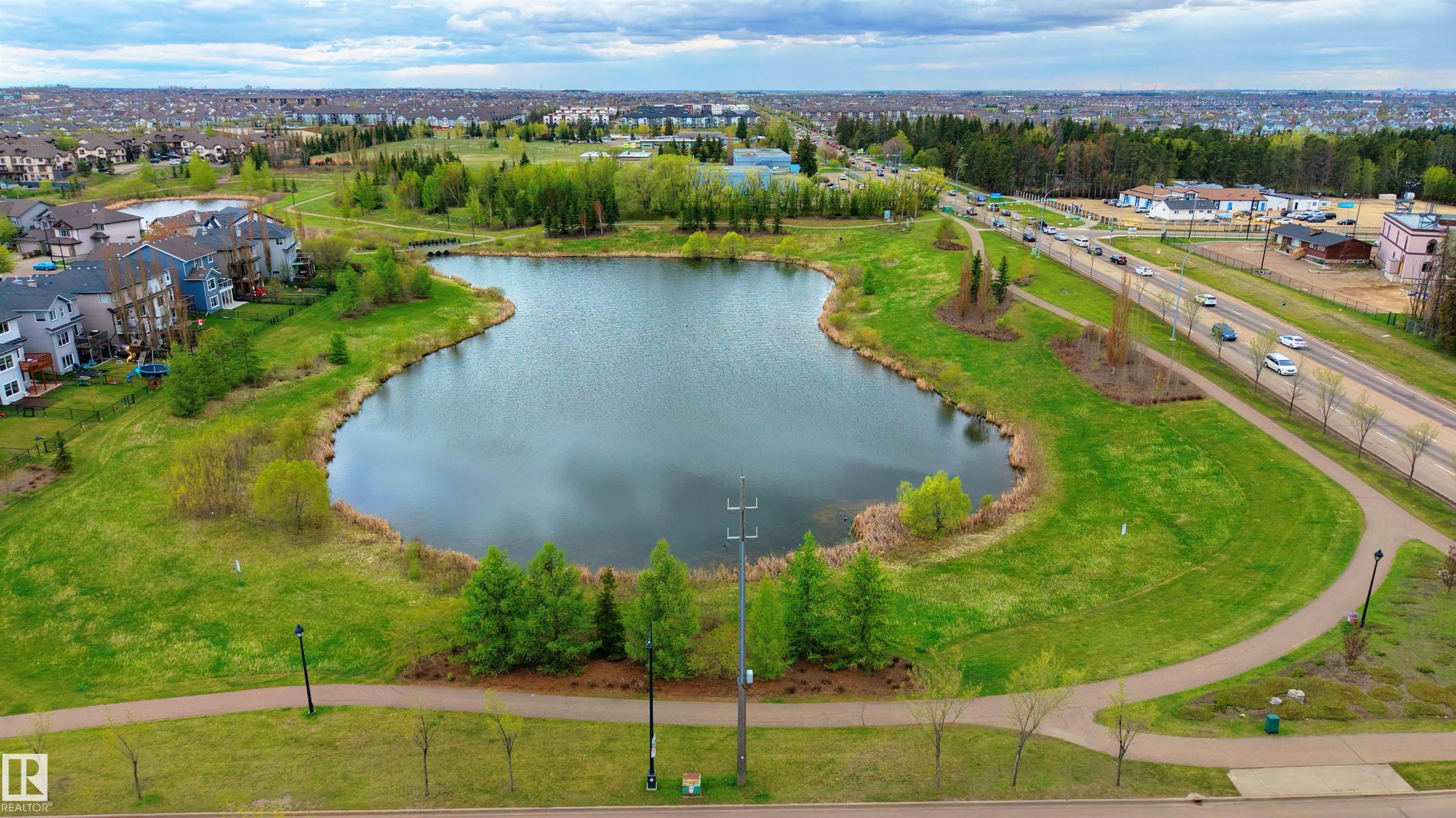 https://zimg.paragon.ice.com/ParagonImages/Property/PM/RAE/225393099/36/0/0/b15b8afc4ccd26f03aee12f1a3c52cc6/1/a472d7c6d6c4337e07ab0f140dcdcc33/225393099-315c3a46-989d-470c-a94d-0b7568c486b8.JPG