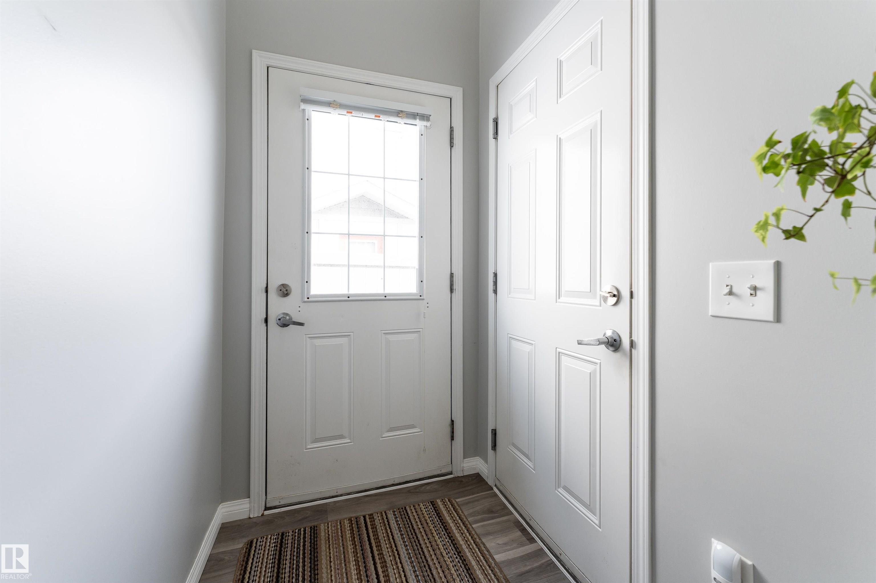 Photo 9 at 23 - 6520 2 Avenue SW, Charlesworth, Edmonton