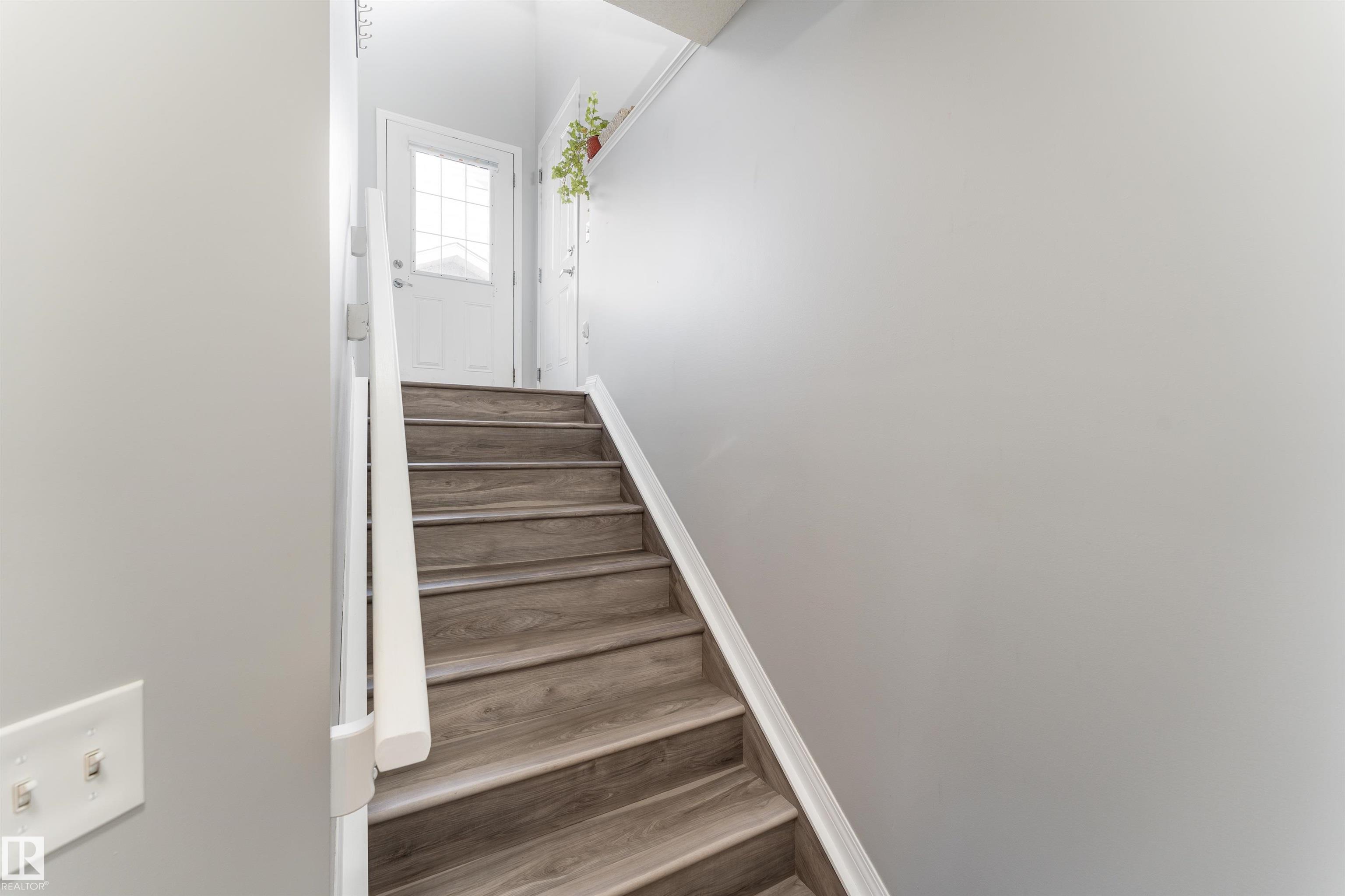 Photo 10 at 23 - 6520 2 Avenue SW, Charlesworth, Edmonton