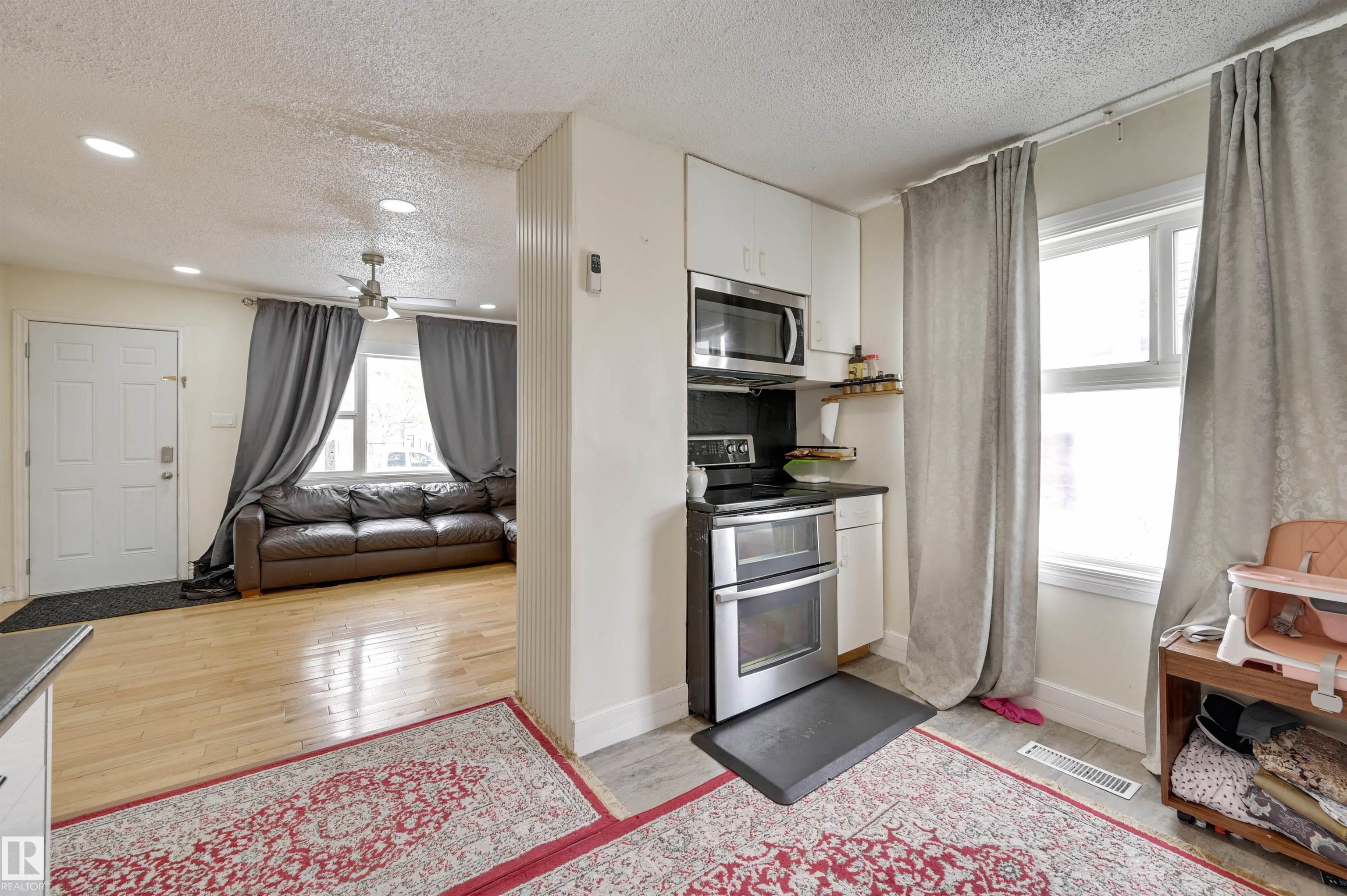 Photo 14 at 7449 83 Avenue NW, Kenilworth, Edmonton