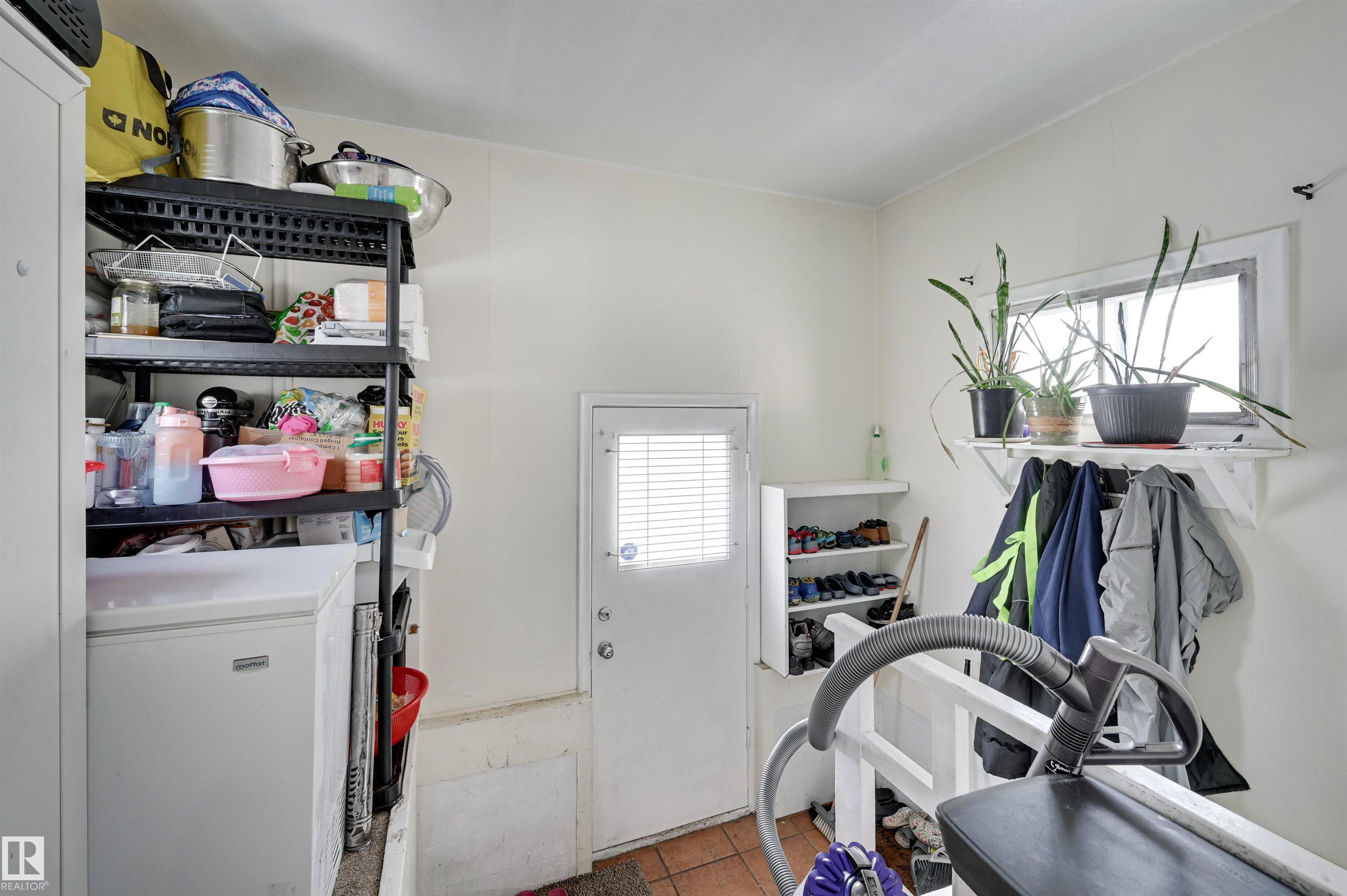 Photo 20 at 7449 83 Avenue NW, Kenilworth, Edmonton