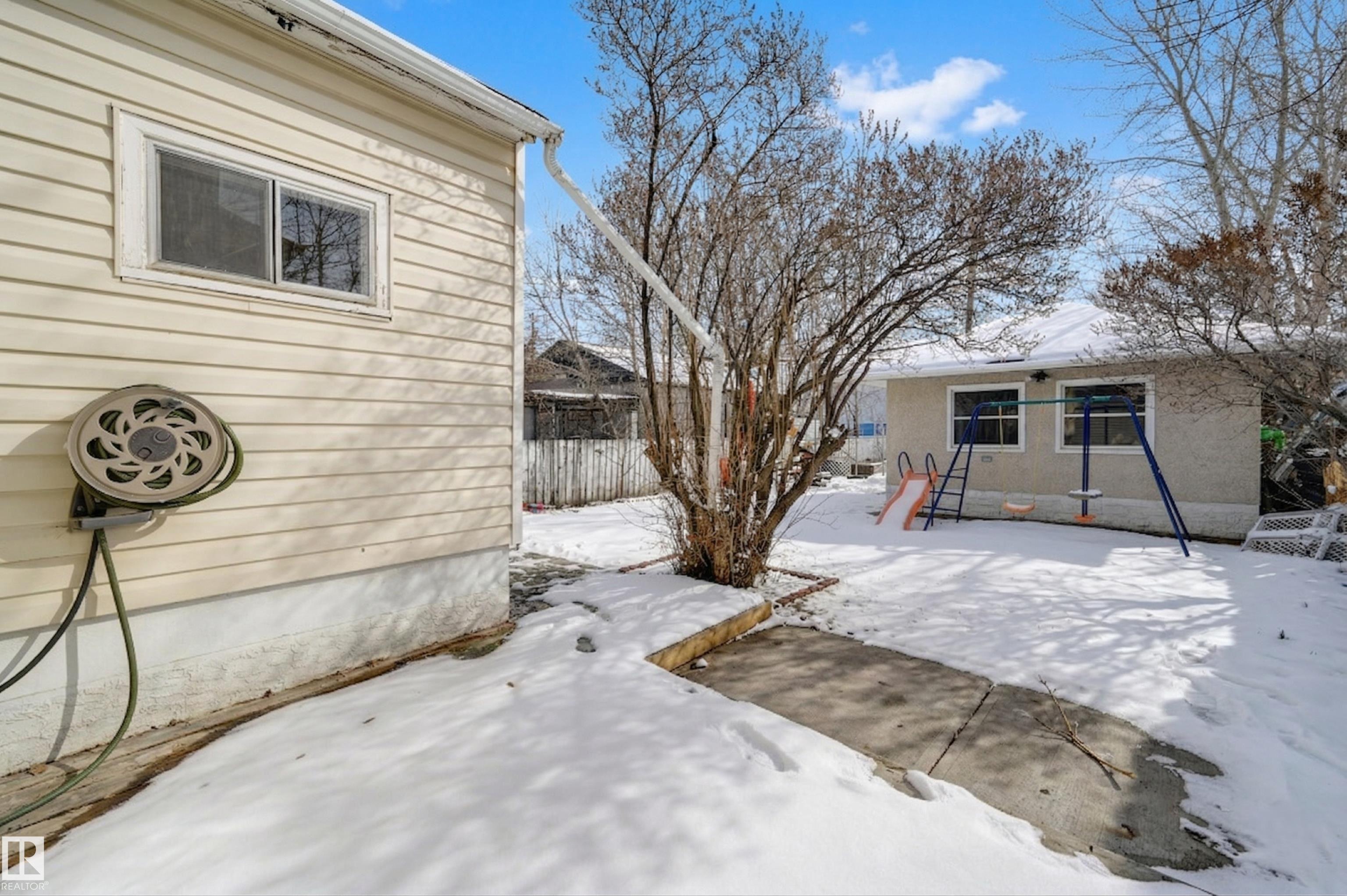 Photo 24 at 7449 83 Avenue NW, Kenilworth, Edmonton