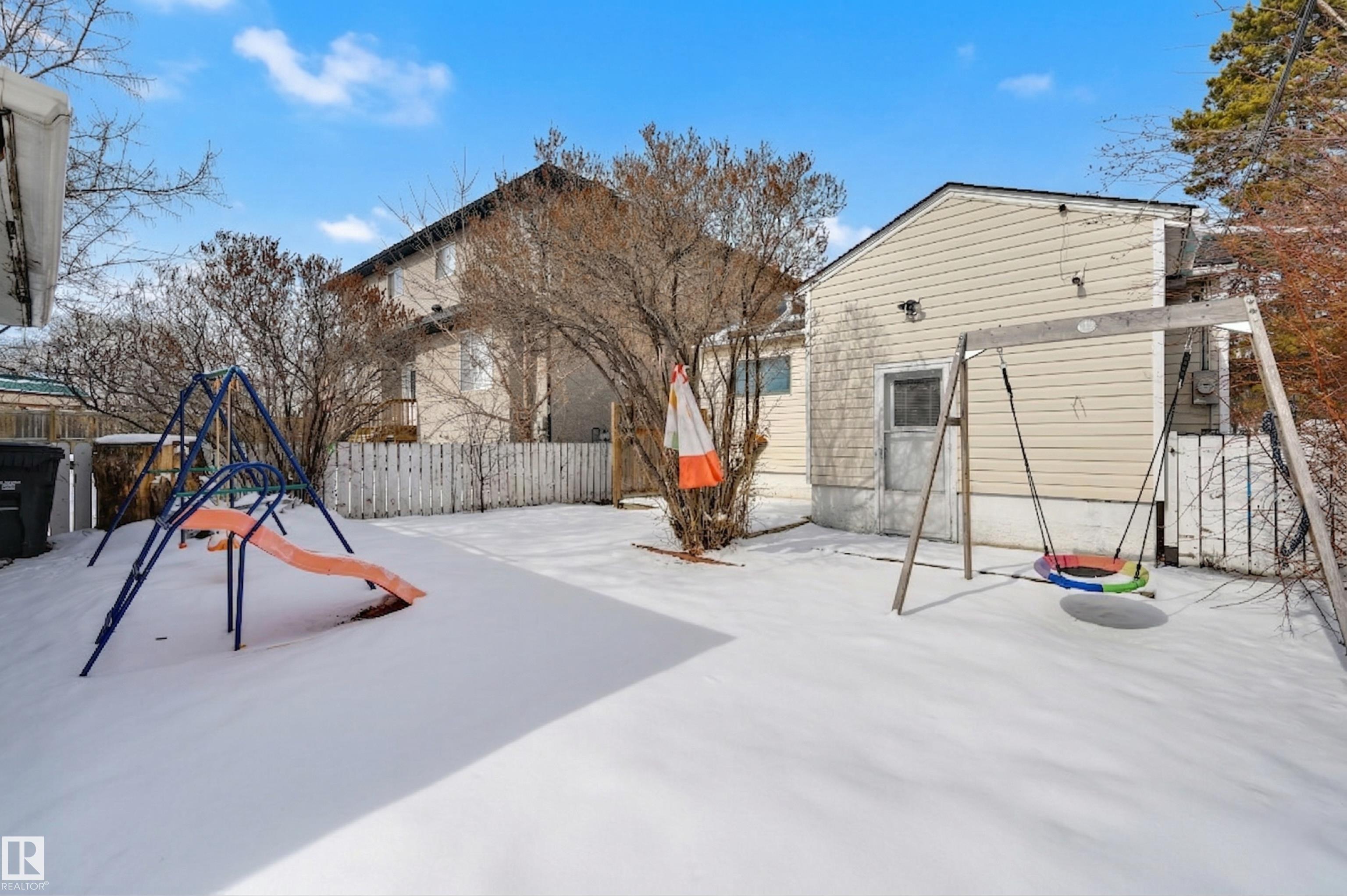 Photo 26 at 7449 83 Avenue NW, Kenilworth, Edmonton