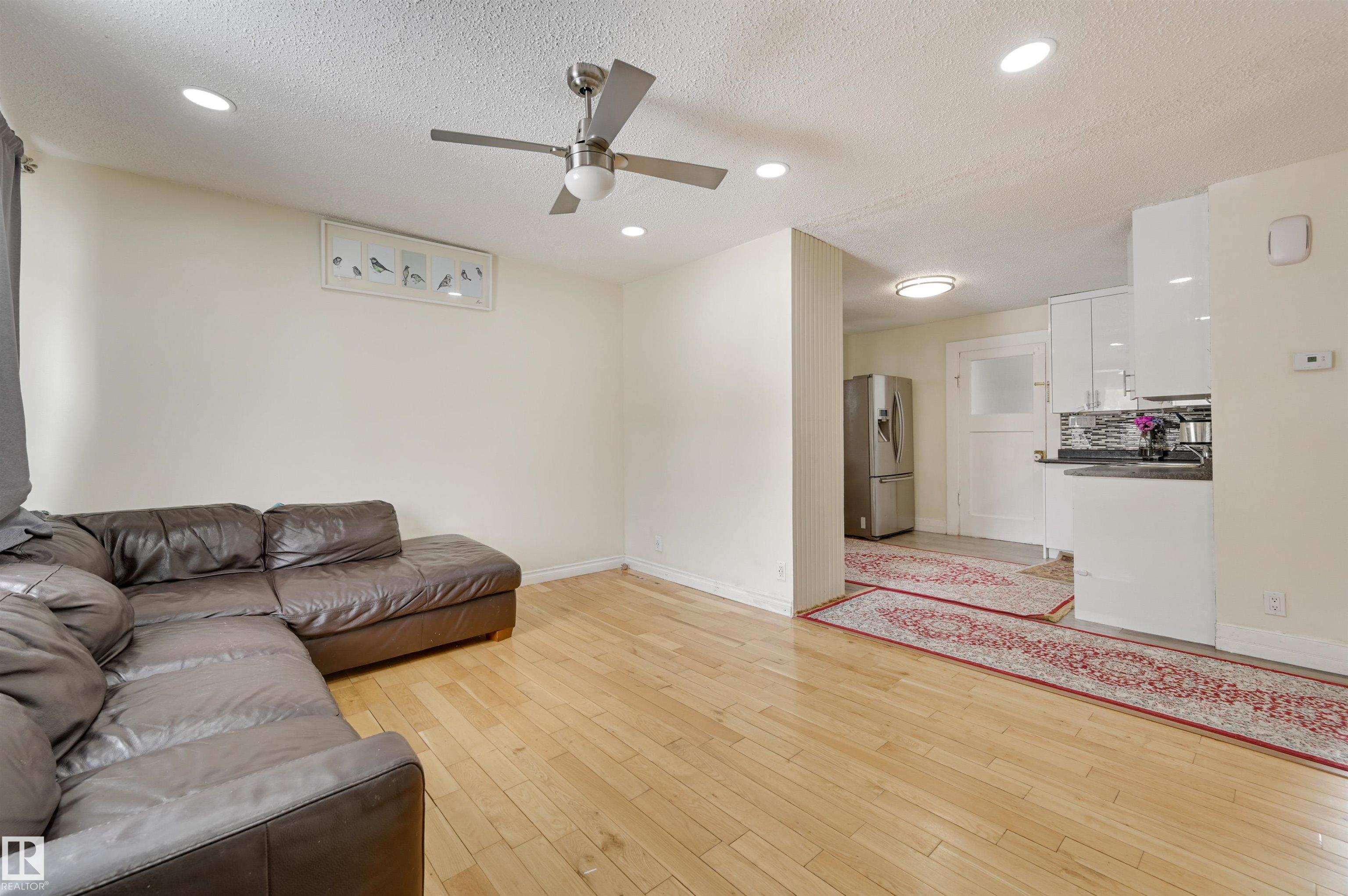 Photo 8 at 7449 83 Avenue NW, Kenilworth, Edmonton