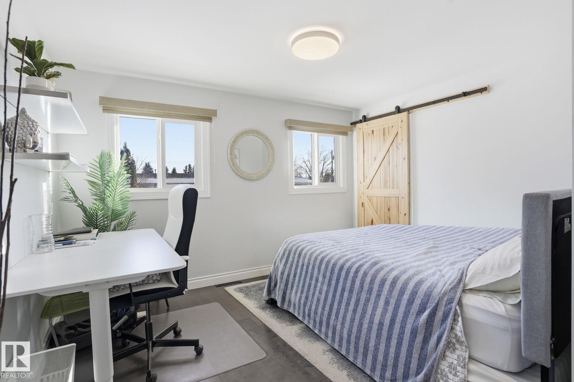 Photo 23 at 15702 86 Avenue NW, Lynnwood, Edmonton