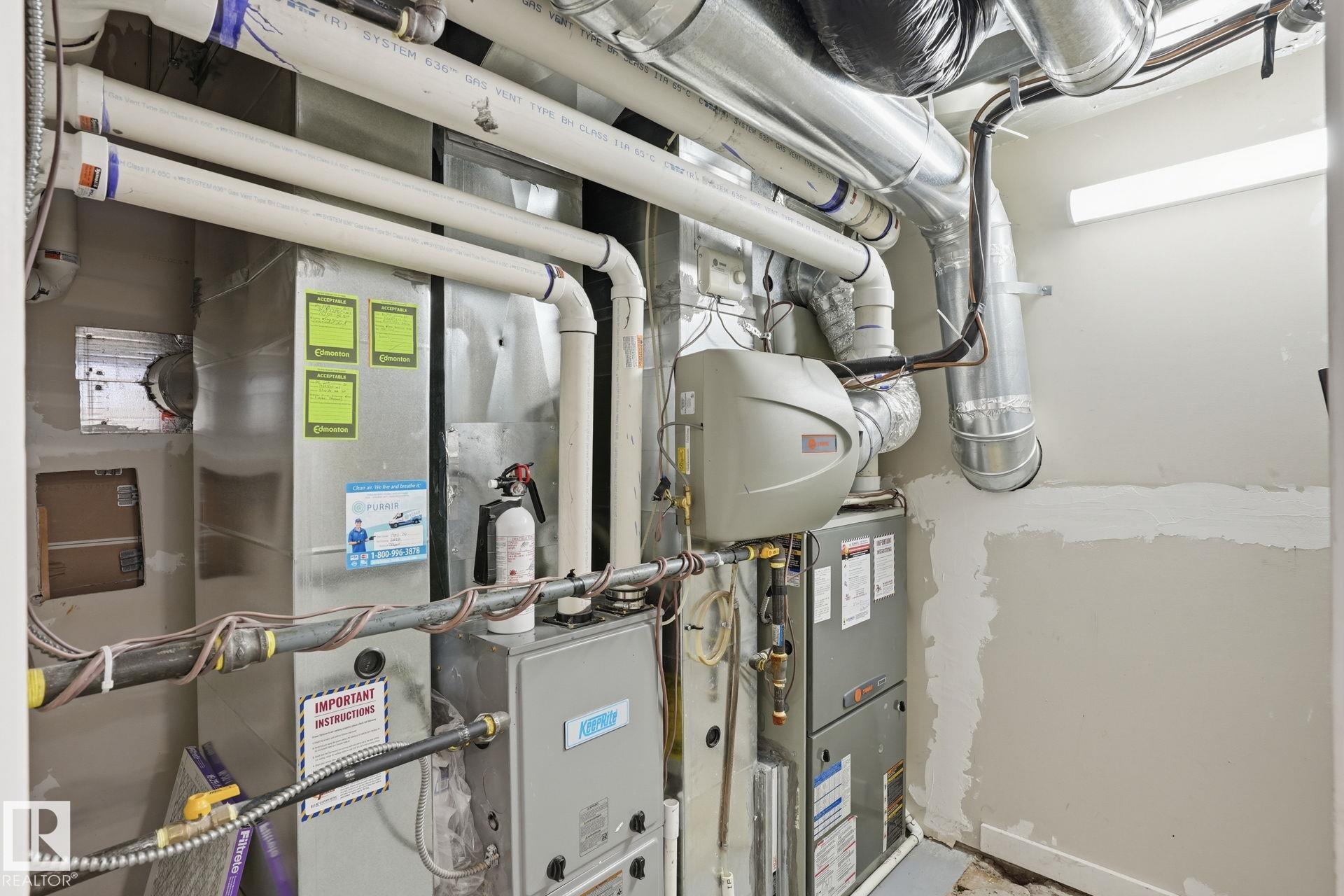 Photo 35 at 15702 86 Avenue NW, Lynnwood, Edmonton