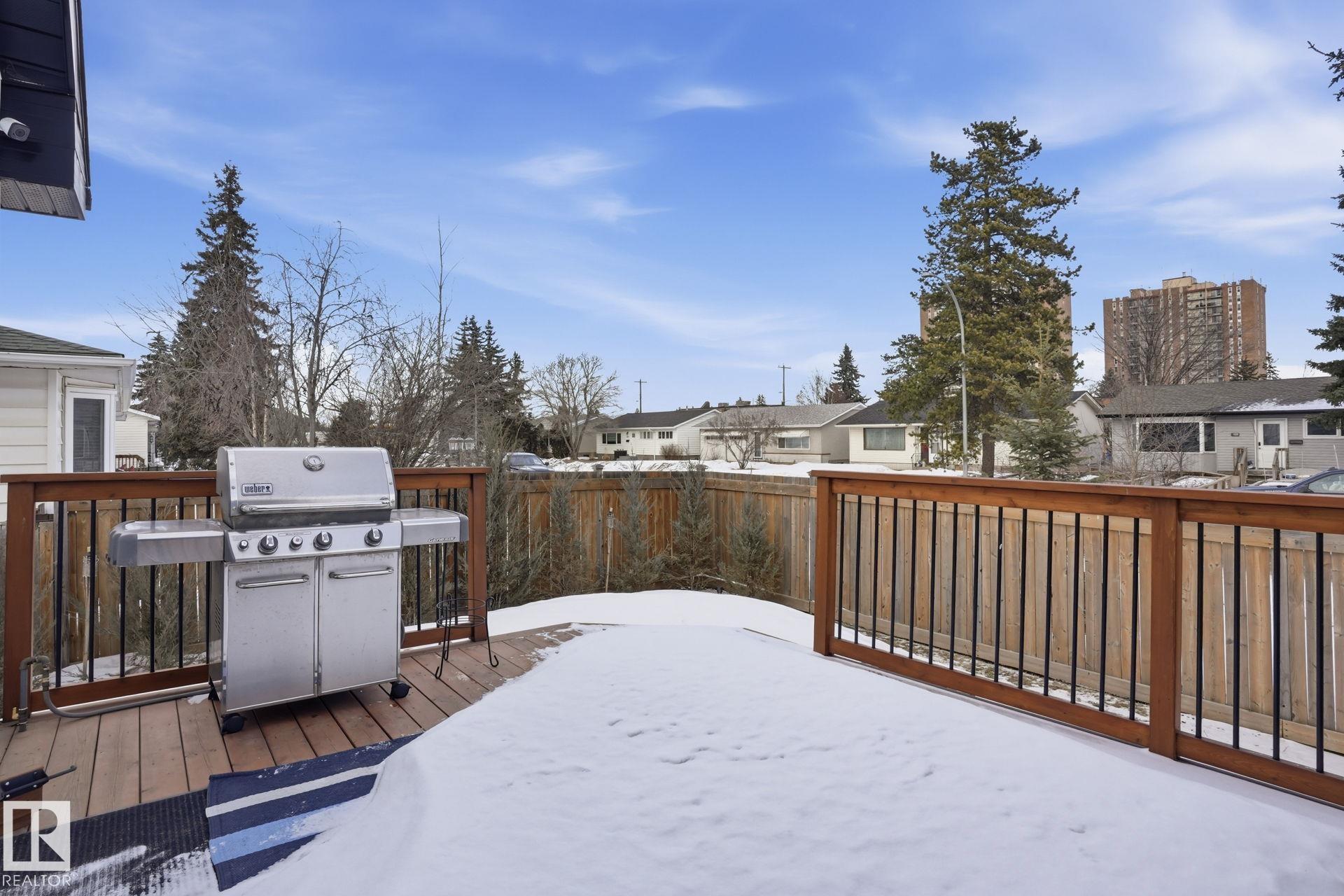 Photo 37 at 15702 86 Avenue NW, Lynnwood, Edmonton