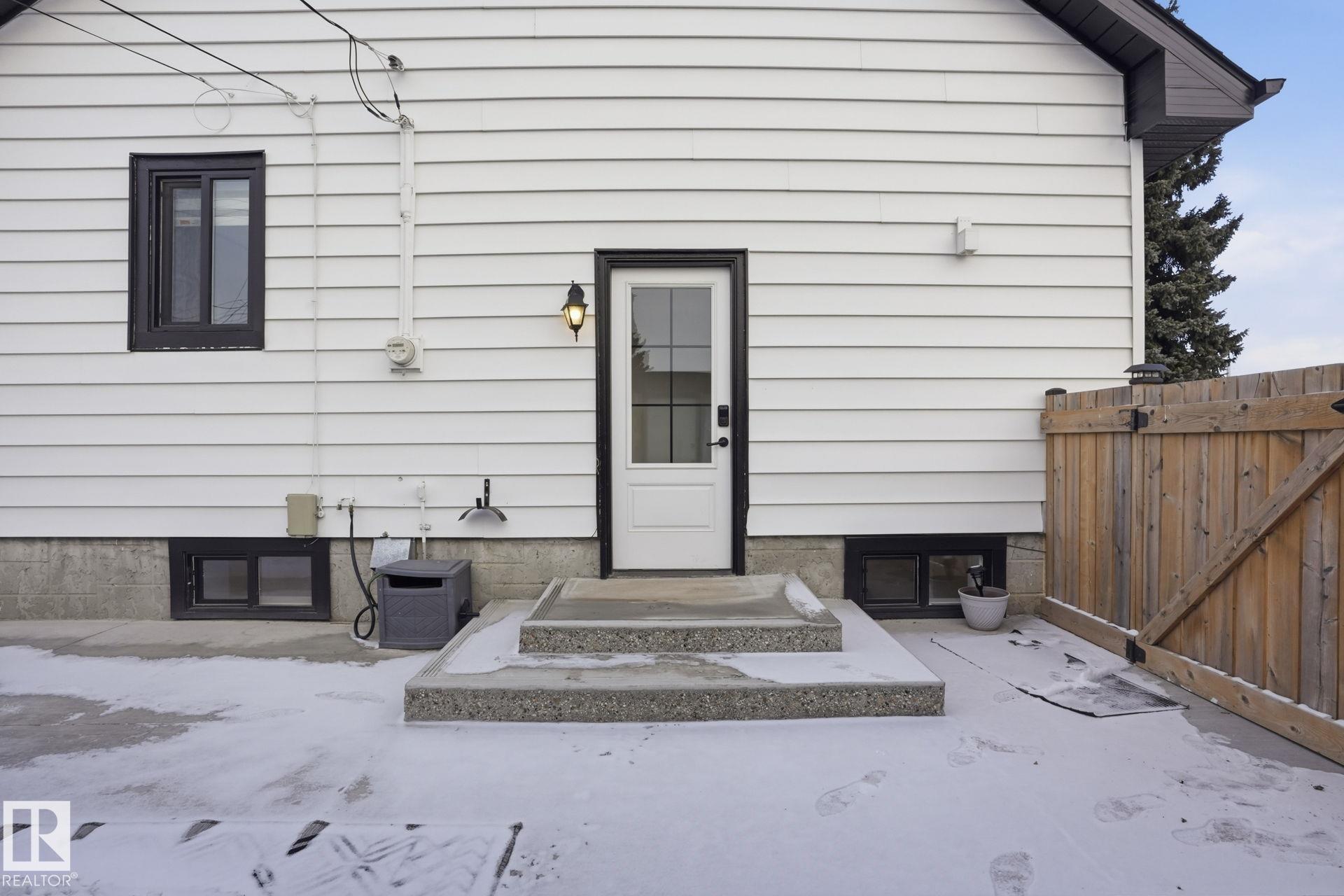 Photo 38 at 15702 86 Avenue NW, Lynnwood, Edmonton