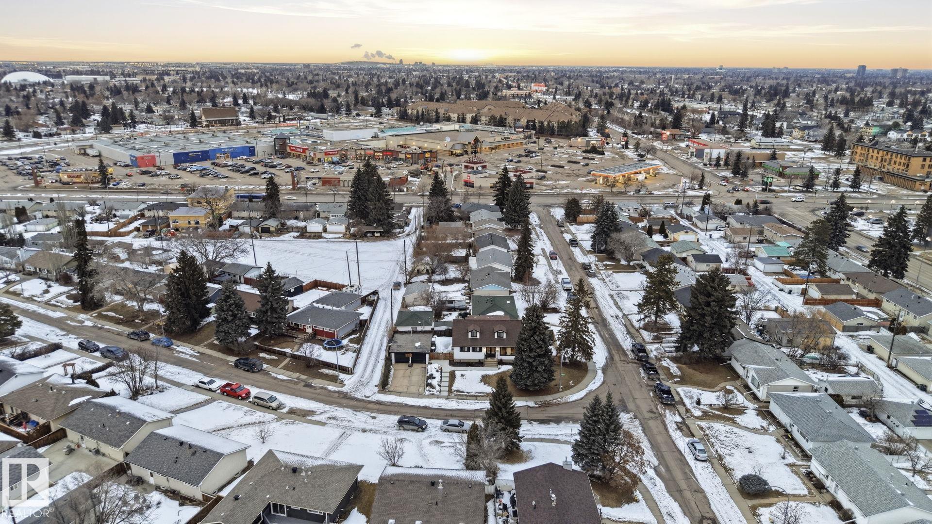 Photo 47 at 15702 86 Avenue NW, Lynnwood, Edmonton