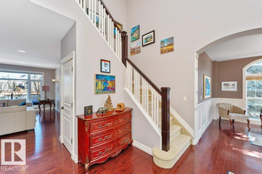 Photo 25 at 304 Caldwell Close NW, Cameron Heights, Edmonton