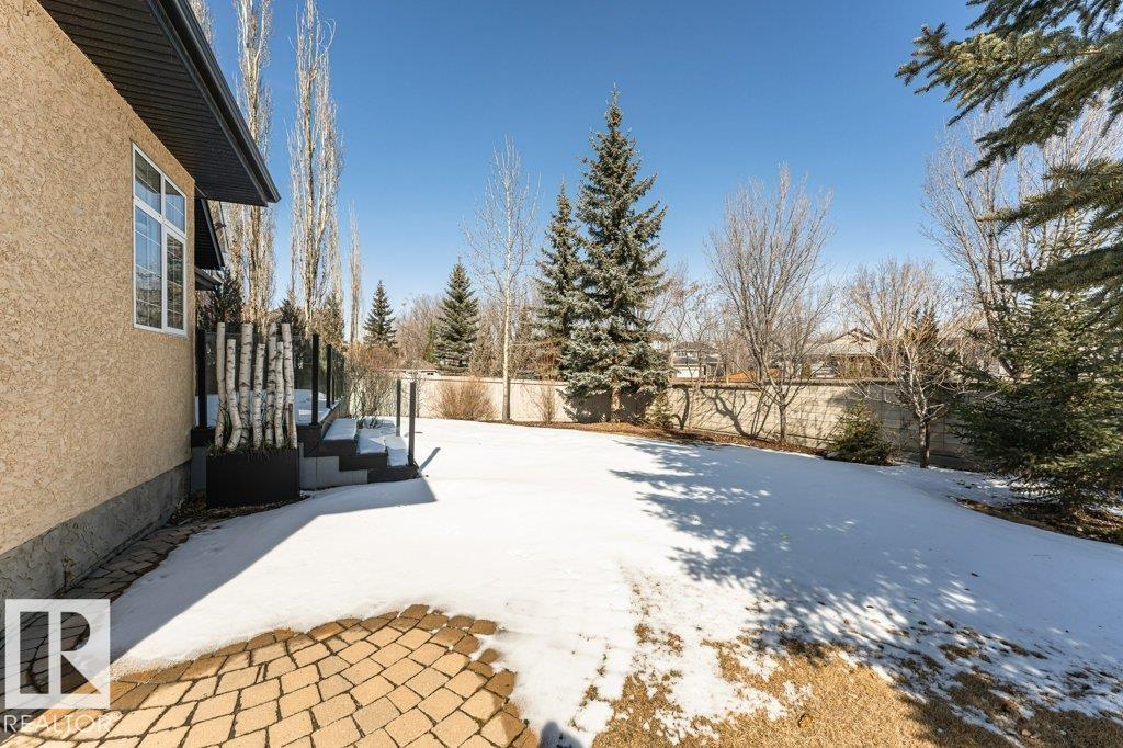 Photo 38 at 304 Caldwell Close NW, Cameron Heights, Edmonton