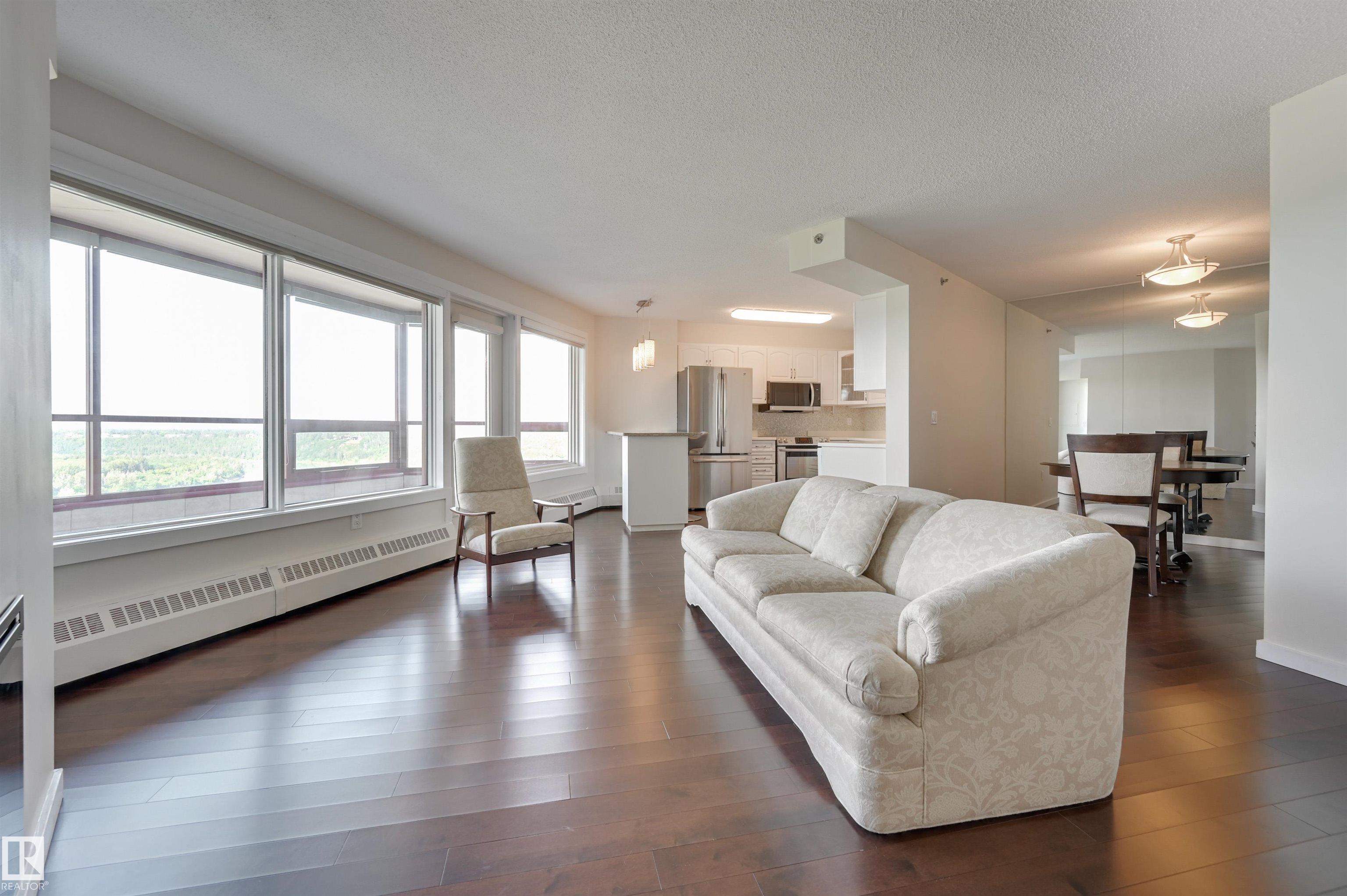 Photo 14 at 1003 - 12319 Jasper Avenue NW, Wîhkwêntôwin, Edmonton