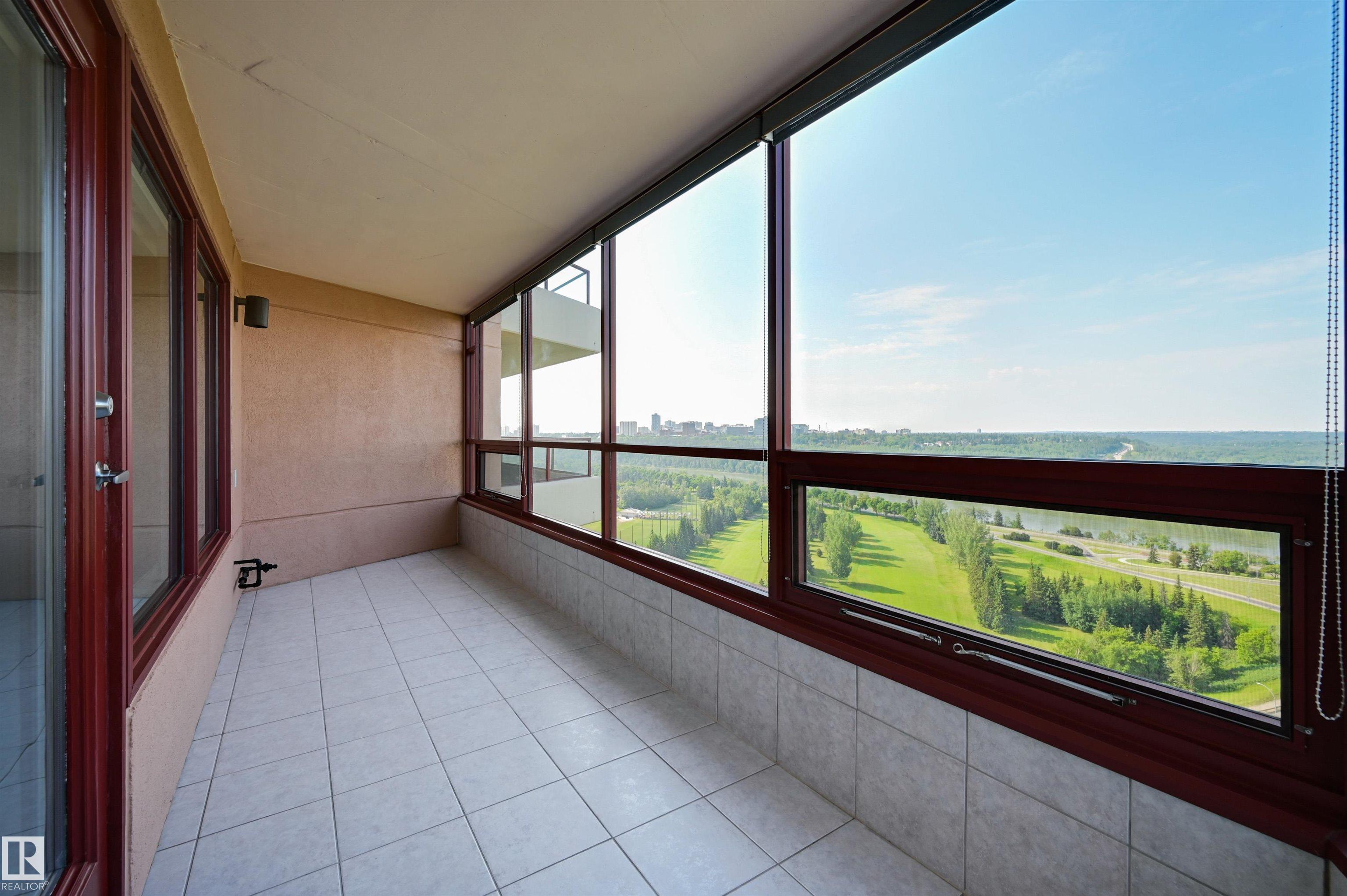 https://zimg.paragon.ice.com/ParagonImages/Property/PM/RAE/225393107/21/0/0/e9e8b206ca5ceda8f6ba4f61e937352c/1/39c6812a6b60f9906160d9ad22c6bbe9/225393107-6c67d44b-93d0-4cfb-813c-707a64768ce8.JPG