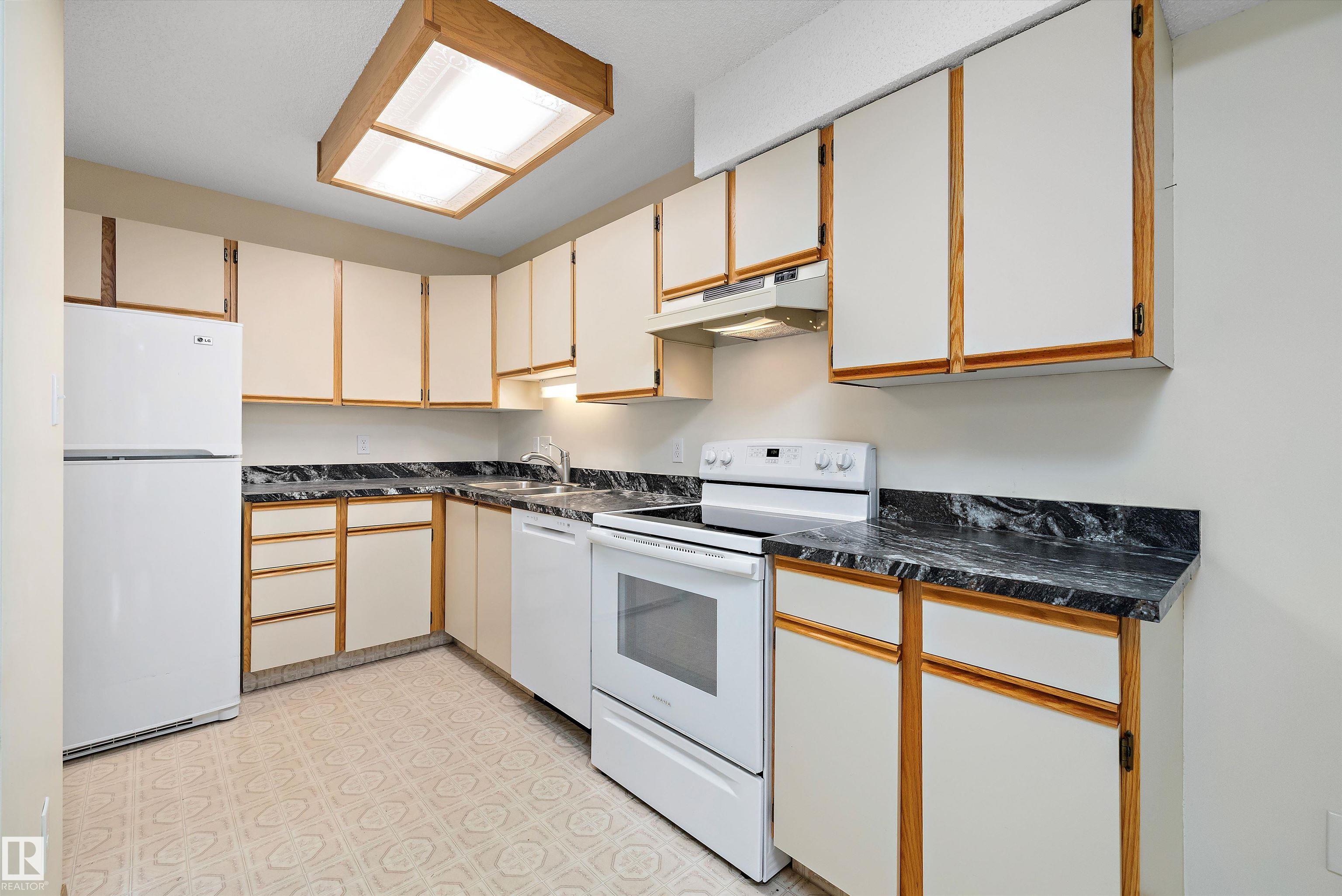 Photo 11 at 101 - 4812 51 Avenue, Downtown, Stony Plain