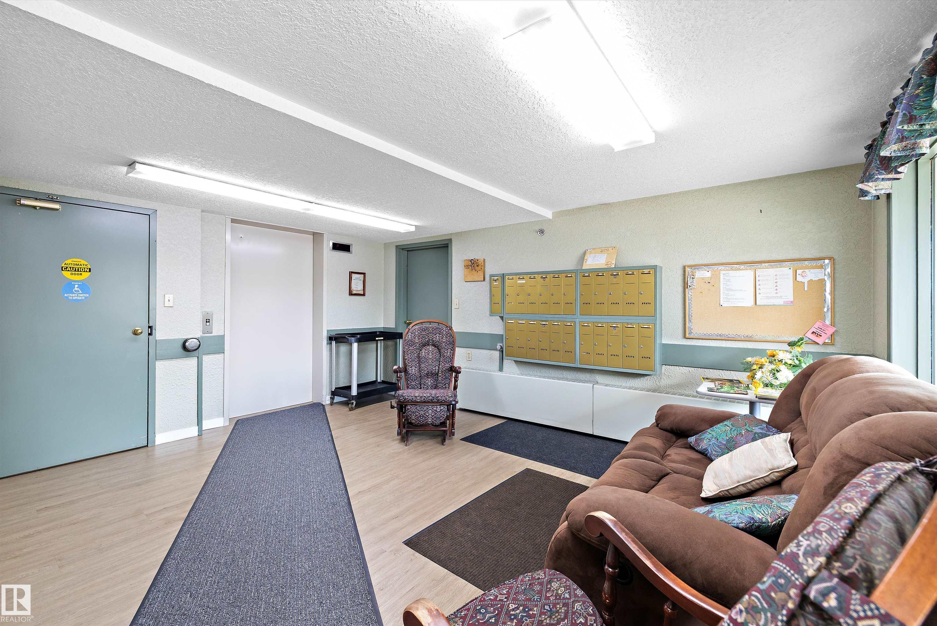 Photo 34 at 101 - 4812 51 Avenue, Downtown, Stony Plain