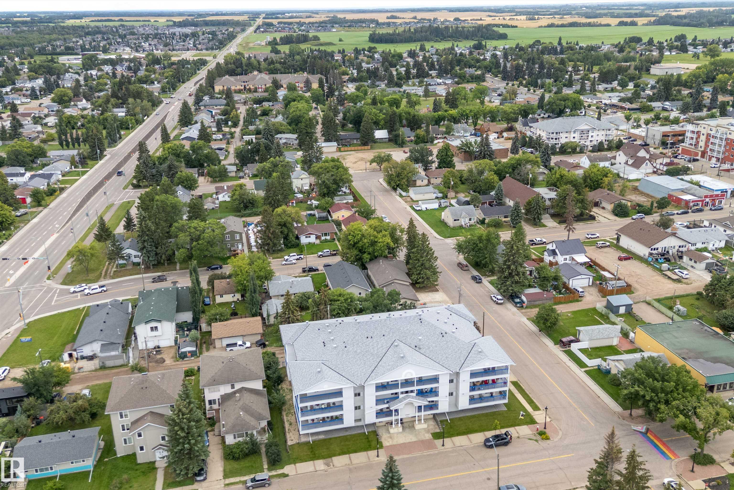 Photo 40 at 101 - 4812 51 Avenue, Downtown, Stony Plain