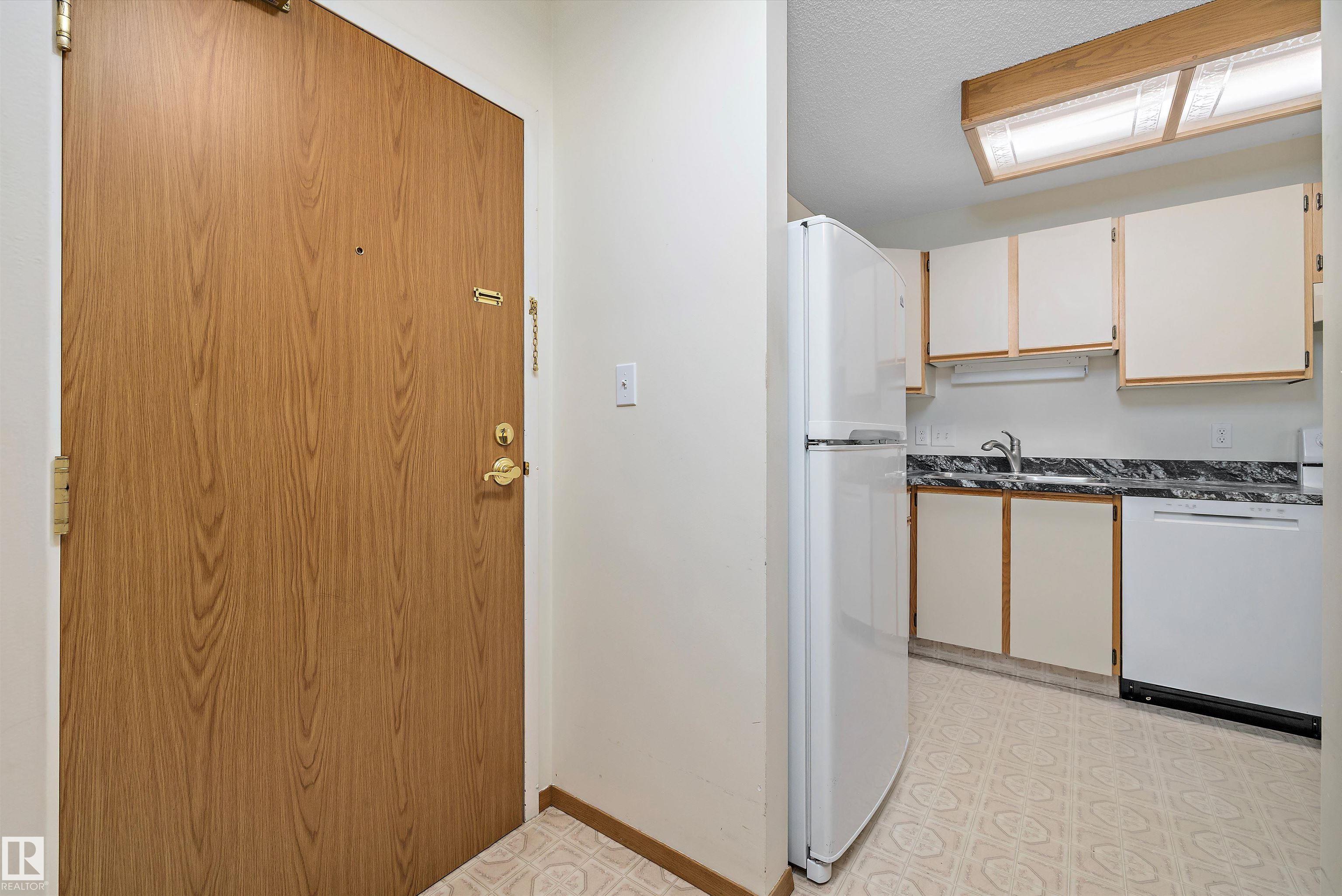 Photo 6 at 101 - 4812 51 Avenue, Downtown, Stony Plain