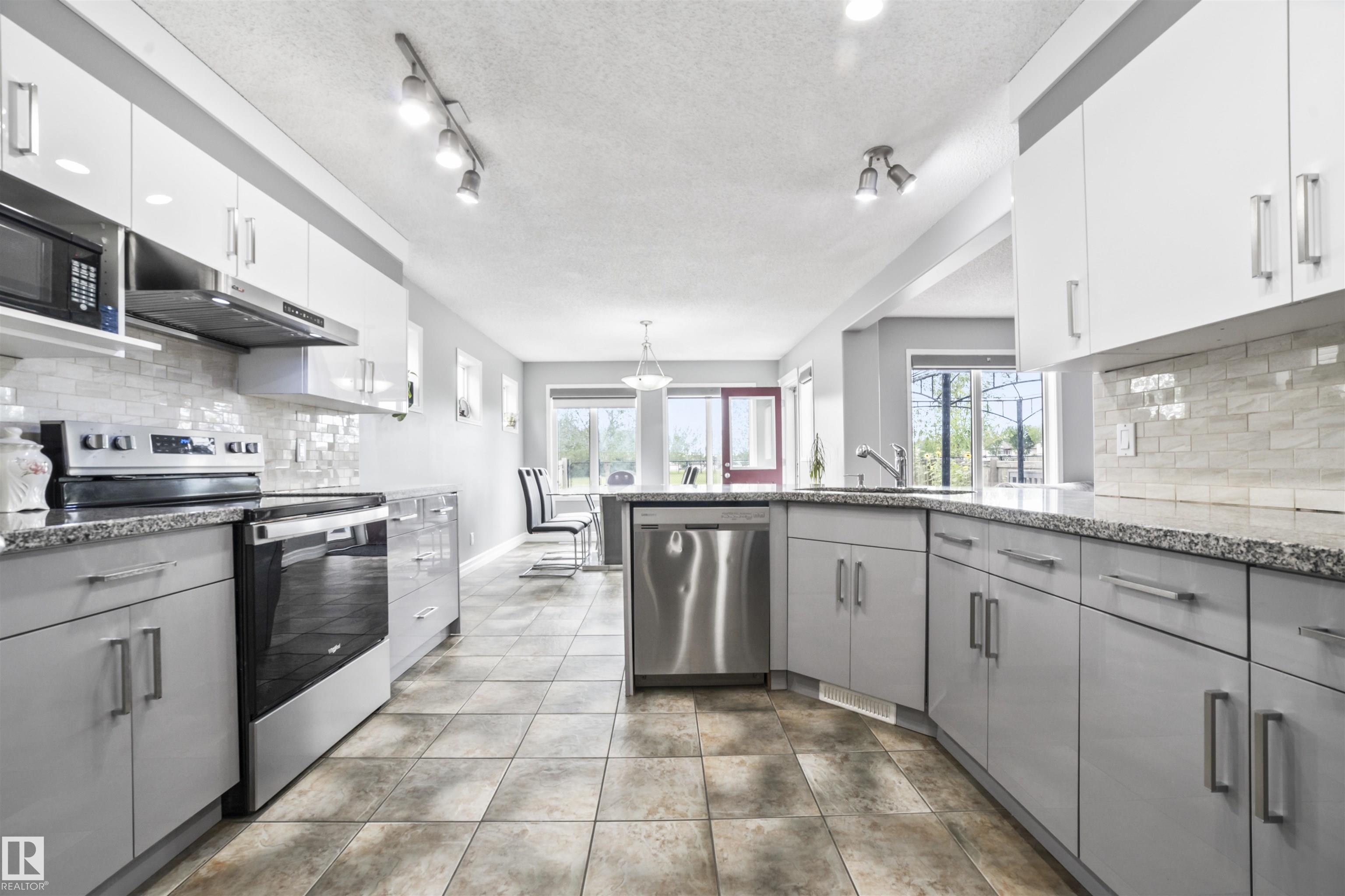 Photo 14 at 324 79 Street SW, Ellerslie, Edmonton