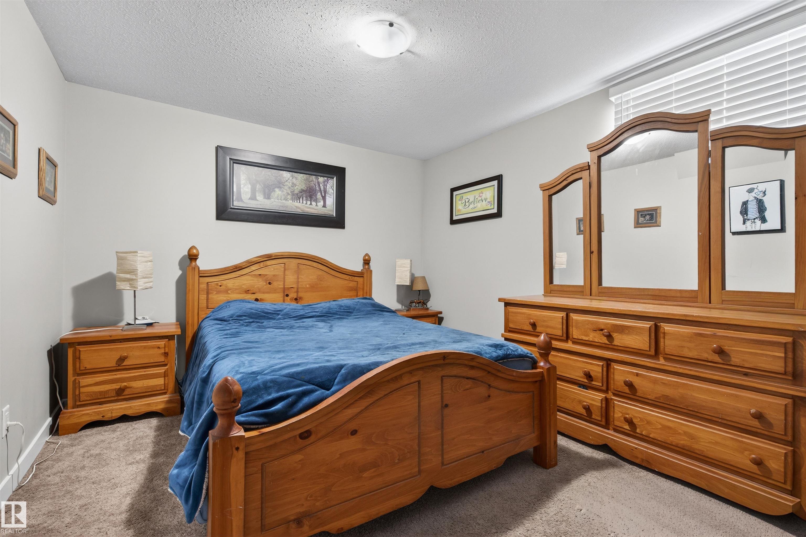 Photo 17 at 8704 136 Avenue NW, Glengarry, Edmonton