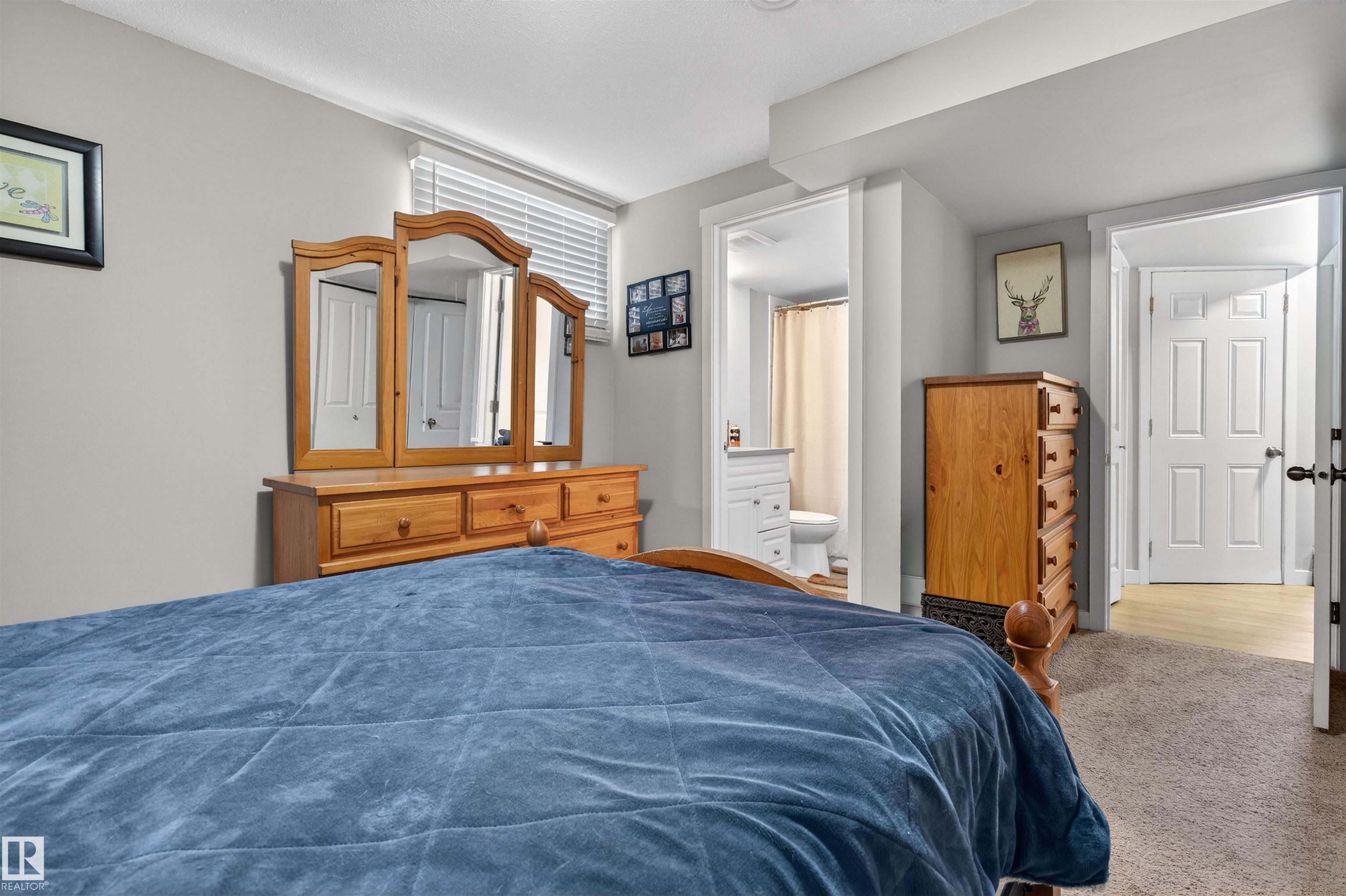 Photo 18 at 8704 136 Avenue NW, Glengarry, Edmonton