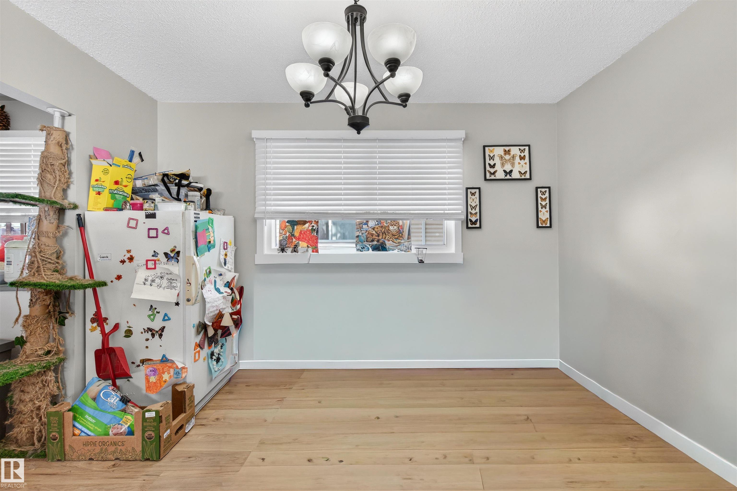 8704 136 Avenue NW, Glengarry, Edmonton