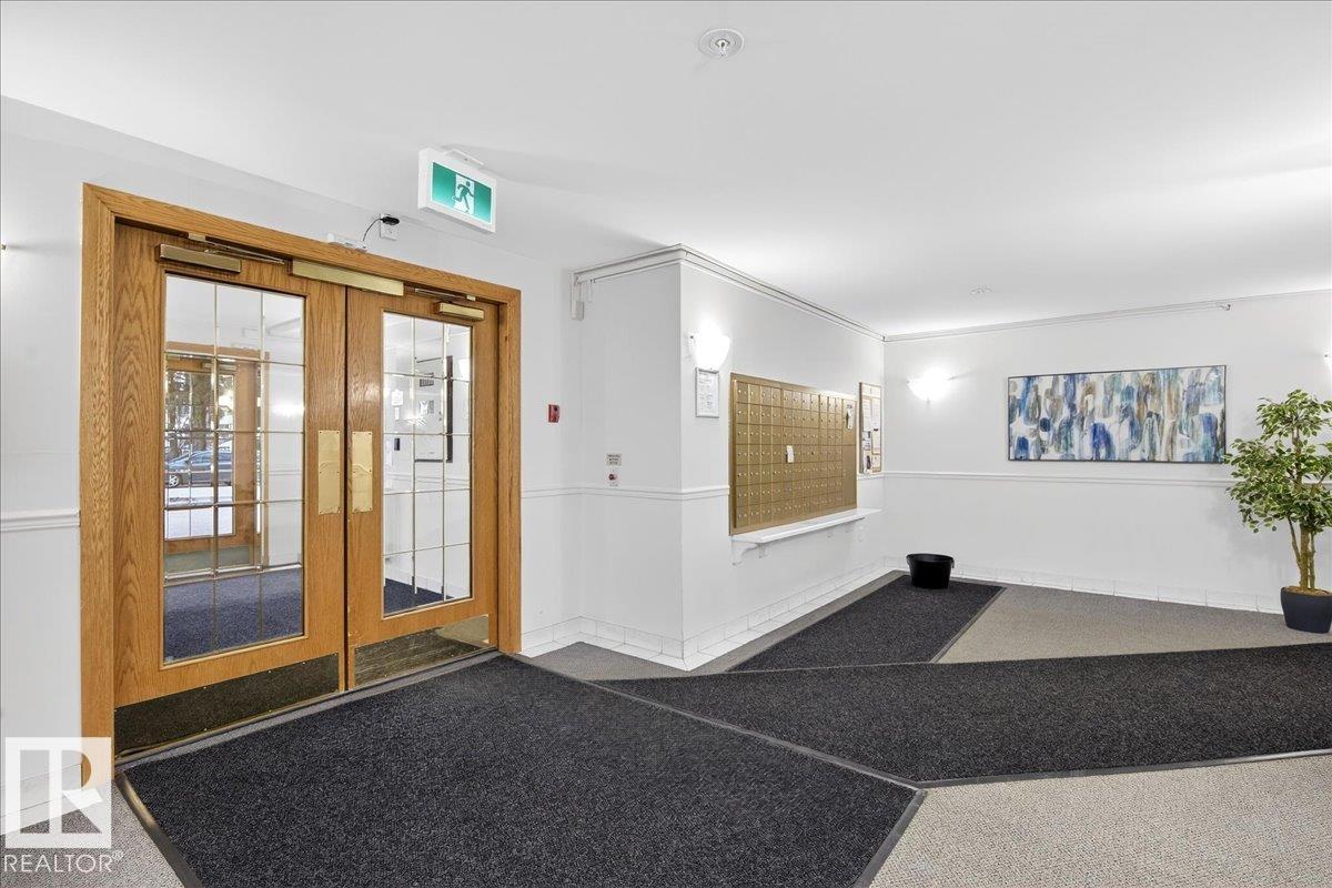 Photo 7 at 307 - 11716 100 Avenue NW, Wîhkwêntôwin, Edmonton