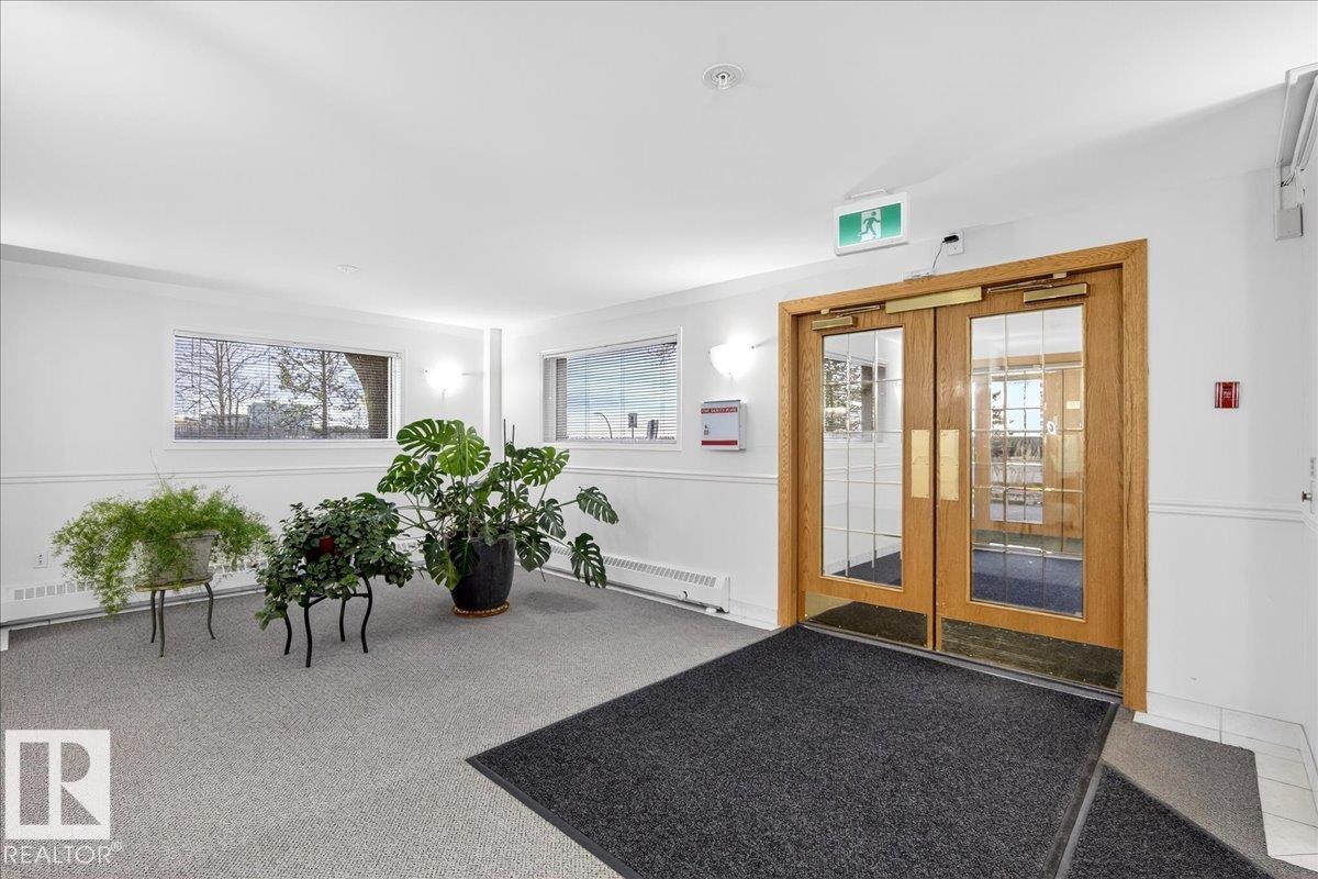 Photo 8 at 307 - 11716 100 Avenue NW, Wîhkwêntôwin, Edmonton