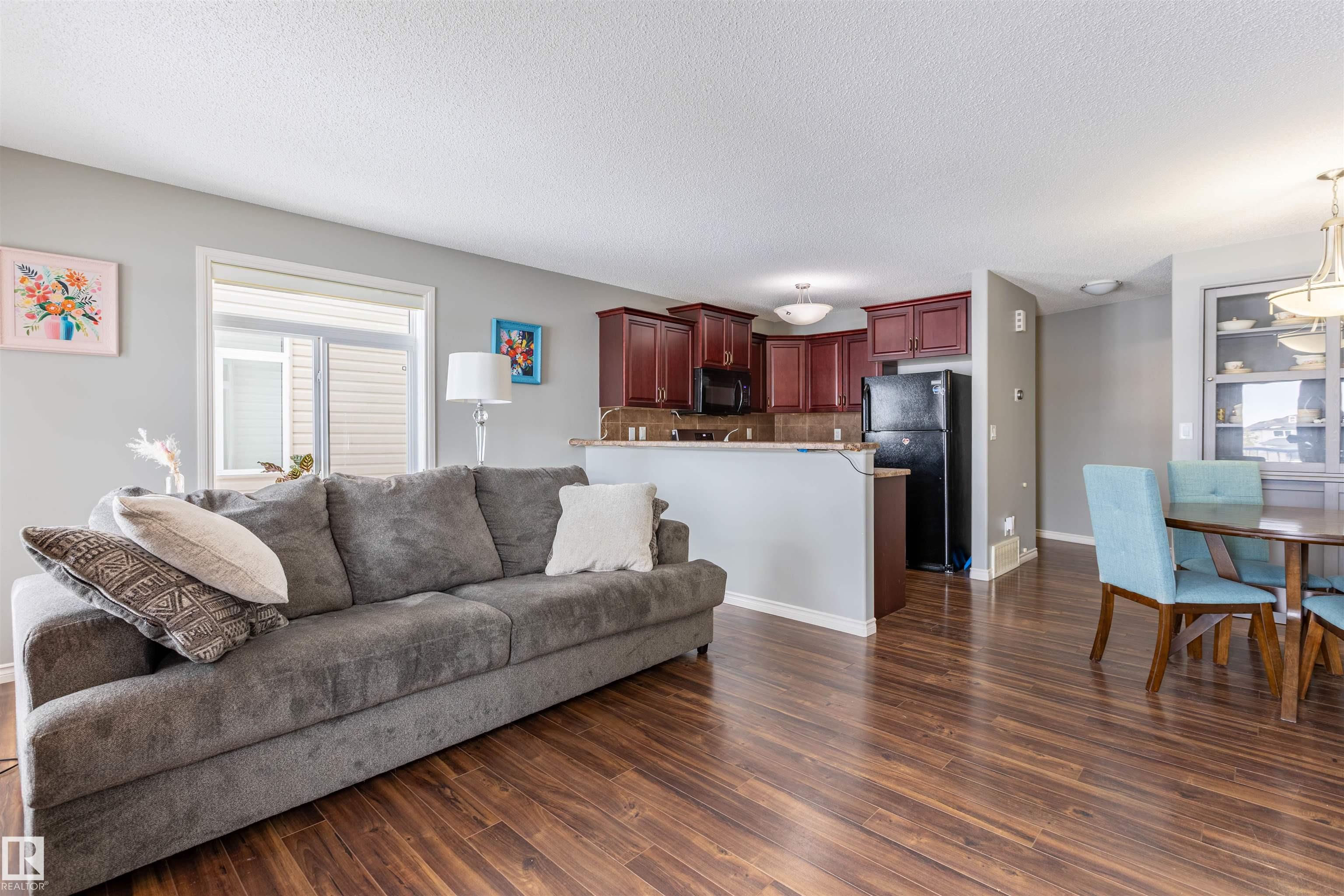 Photo 11 at 12 - 9511 102 Avenue, Morinville