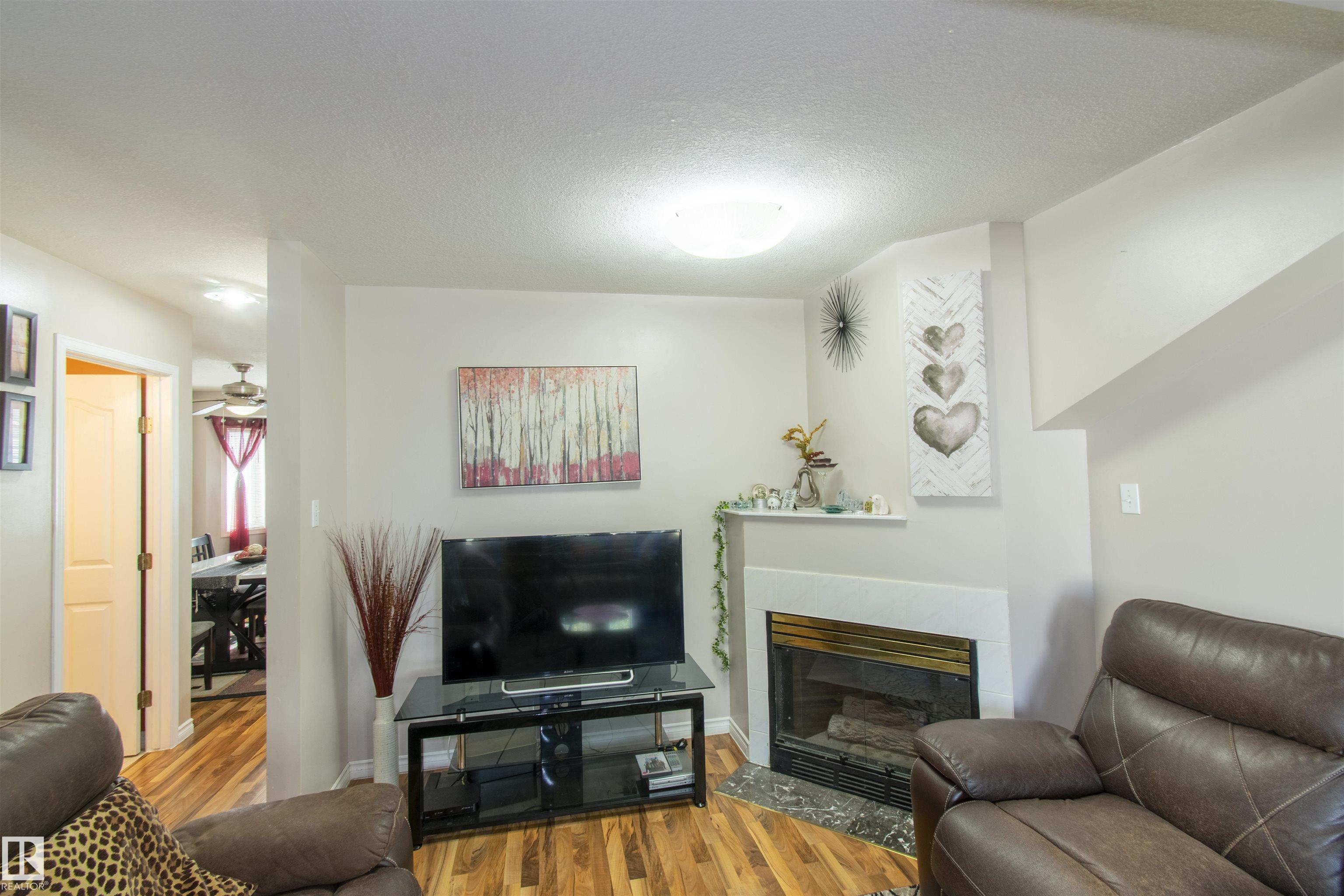 Photo 10 at 2 - 9703 174 Street NW, Terra Losa, Edmonton
