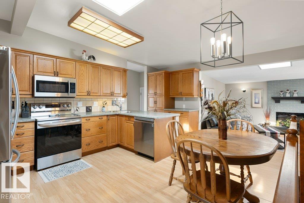 Photo 13 at 24 Glenwood Crescent, Grandin, St. Albert