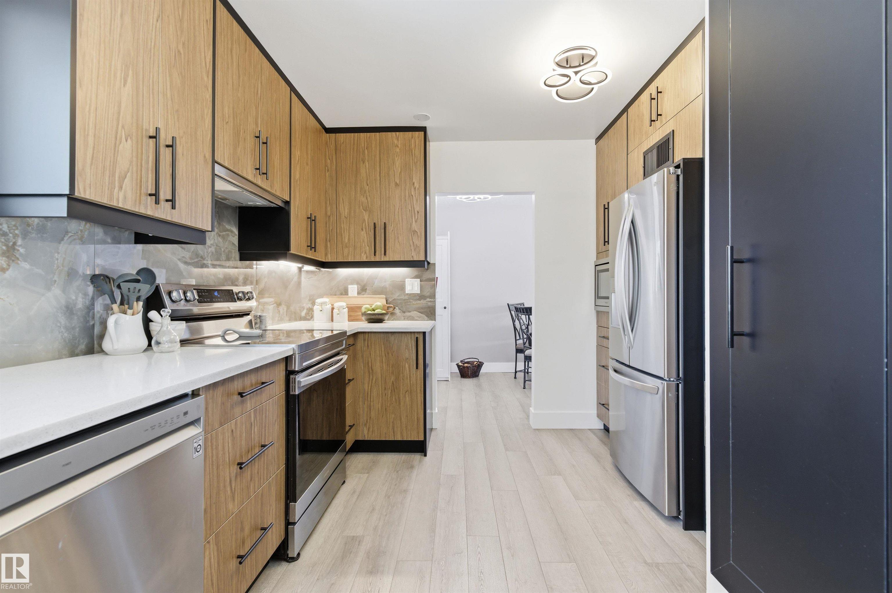 Photo 18 at 12904 95 Street NW, Killarney, Edmonton