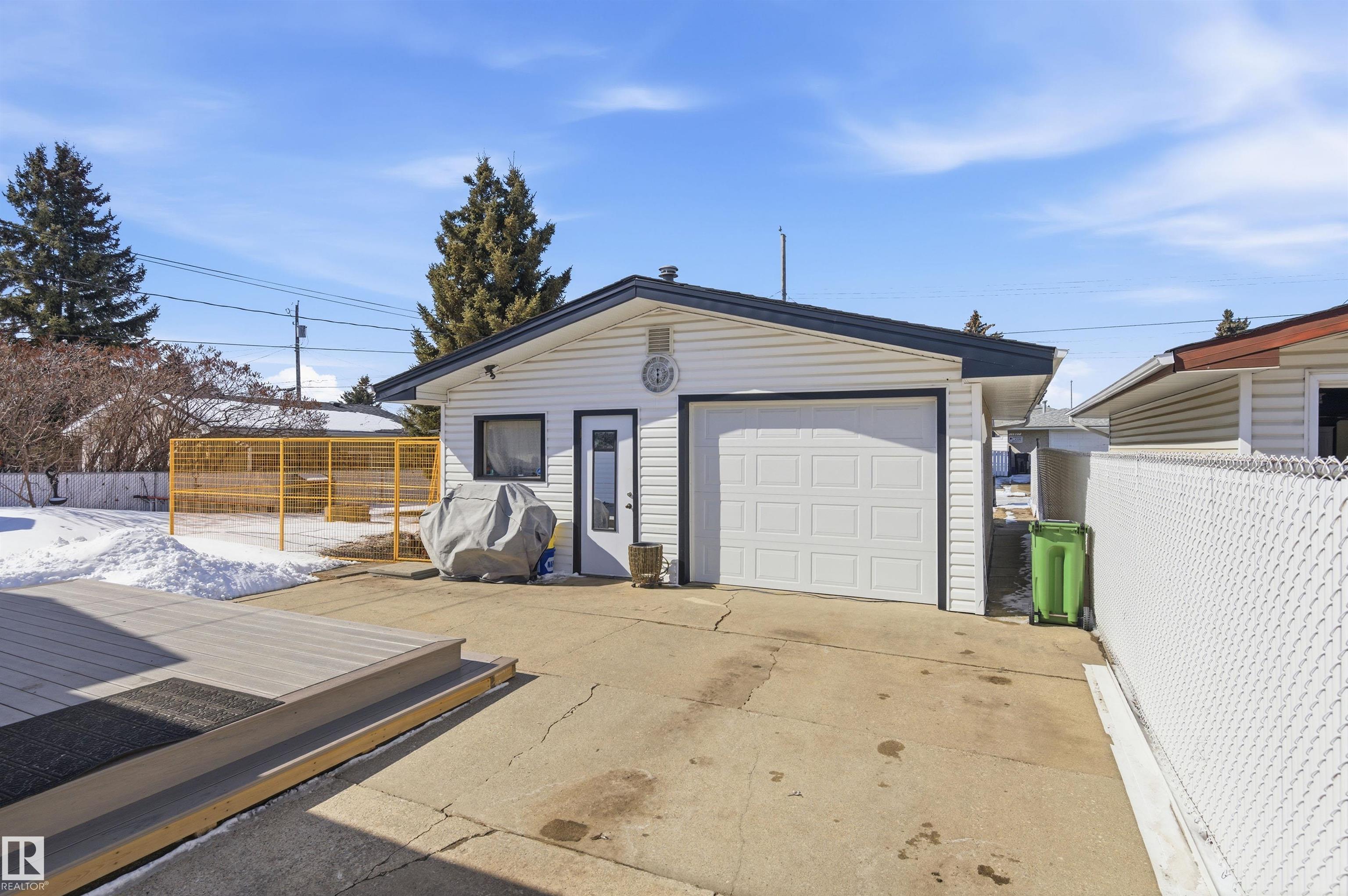 Photo 35 at 12904 95 Street NW, Killarney, Edmonton