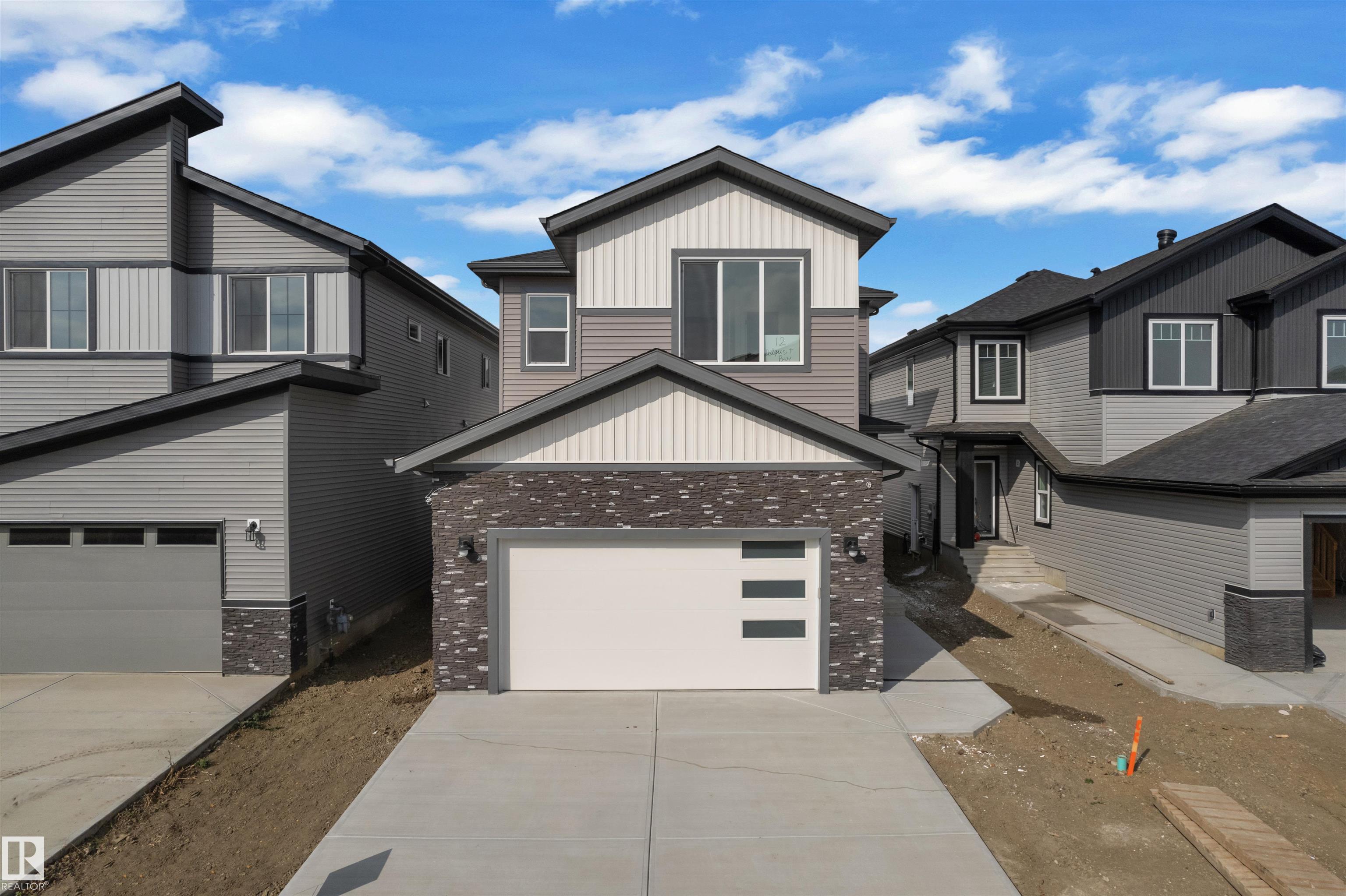 12 Dalquist Bay, Tribute, Leduc