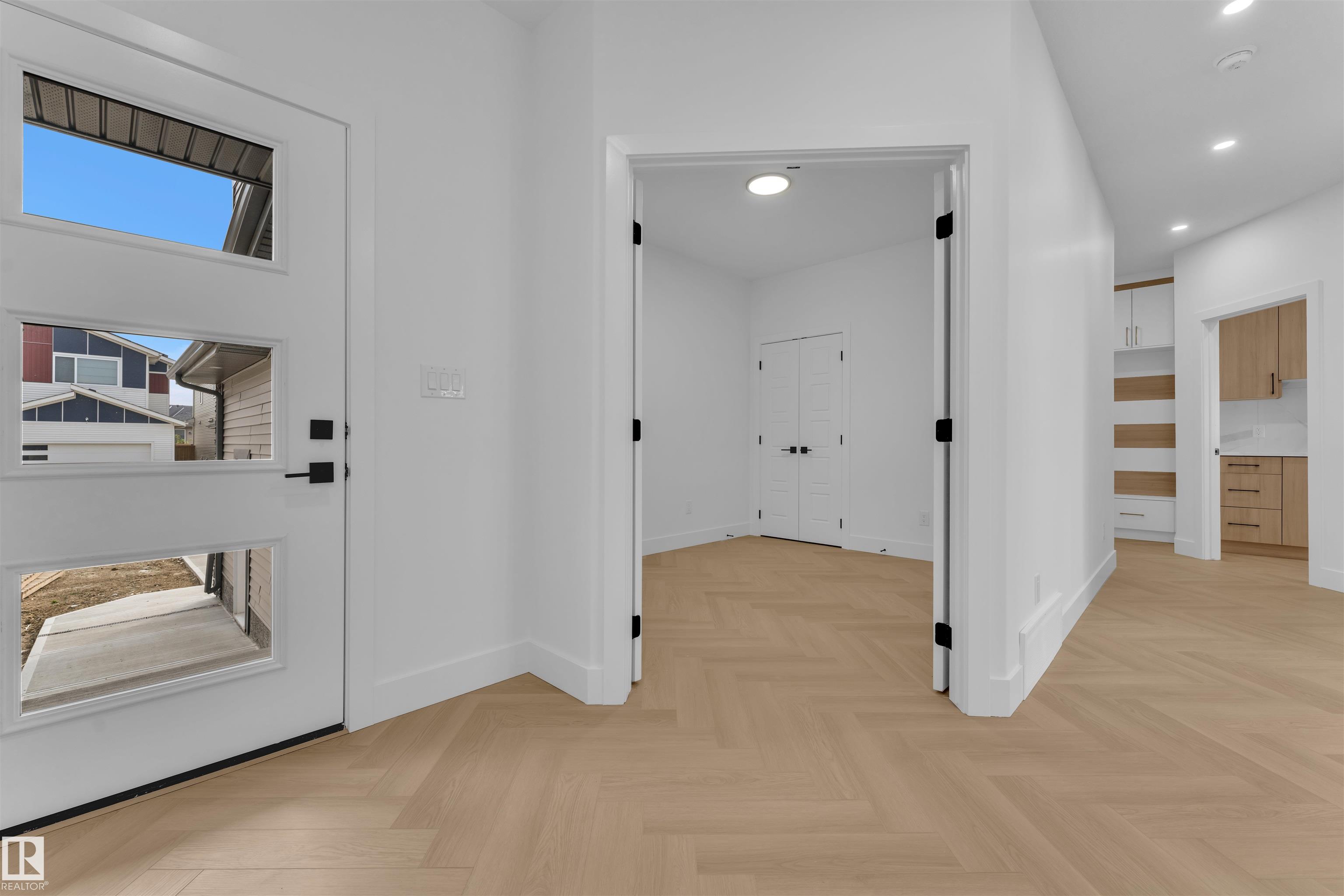 Photo 7 at 12 Dalquist Bay, Tribute, Leduc