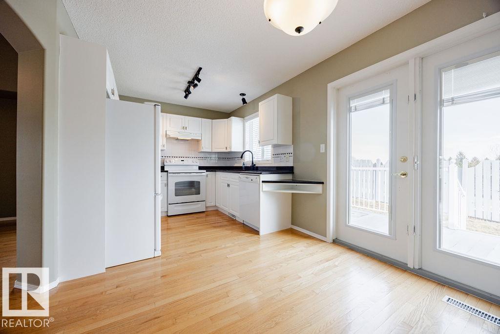 Photo 12 at 17 - 65 Cranford Drive, Crystal Heights, Sherwood Park