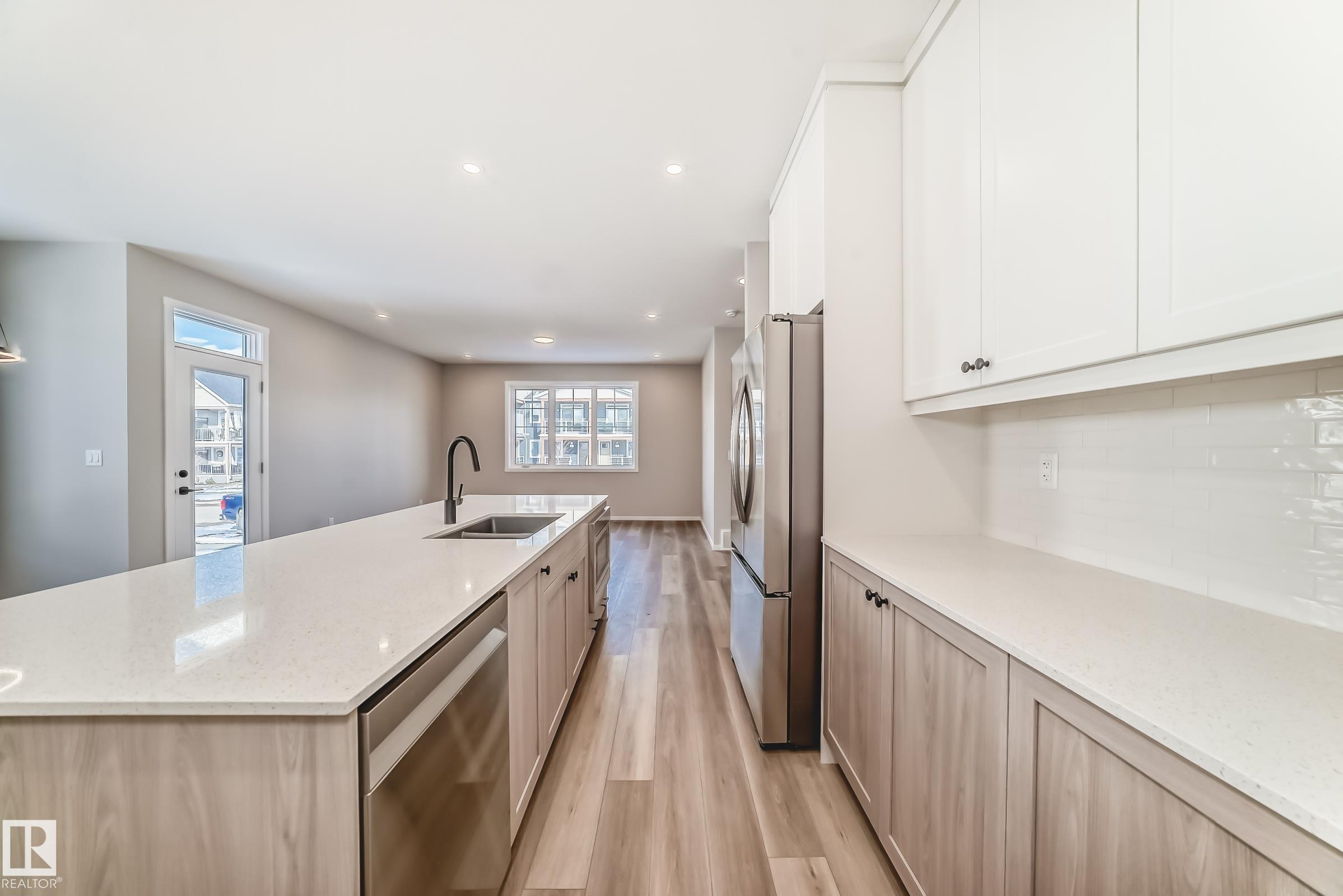 Photo 9 at 840 Stillwater Boulevard NW, Stillwater, Edmonton