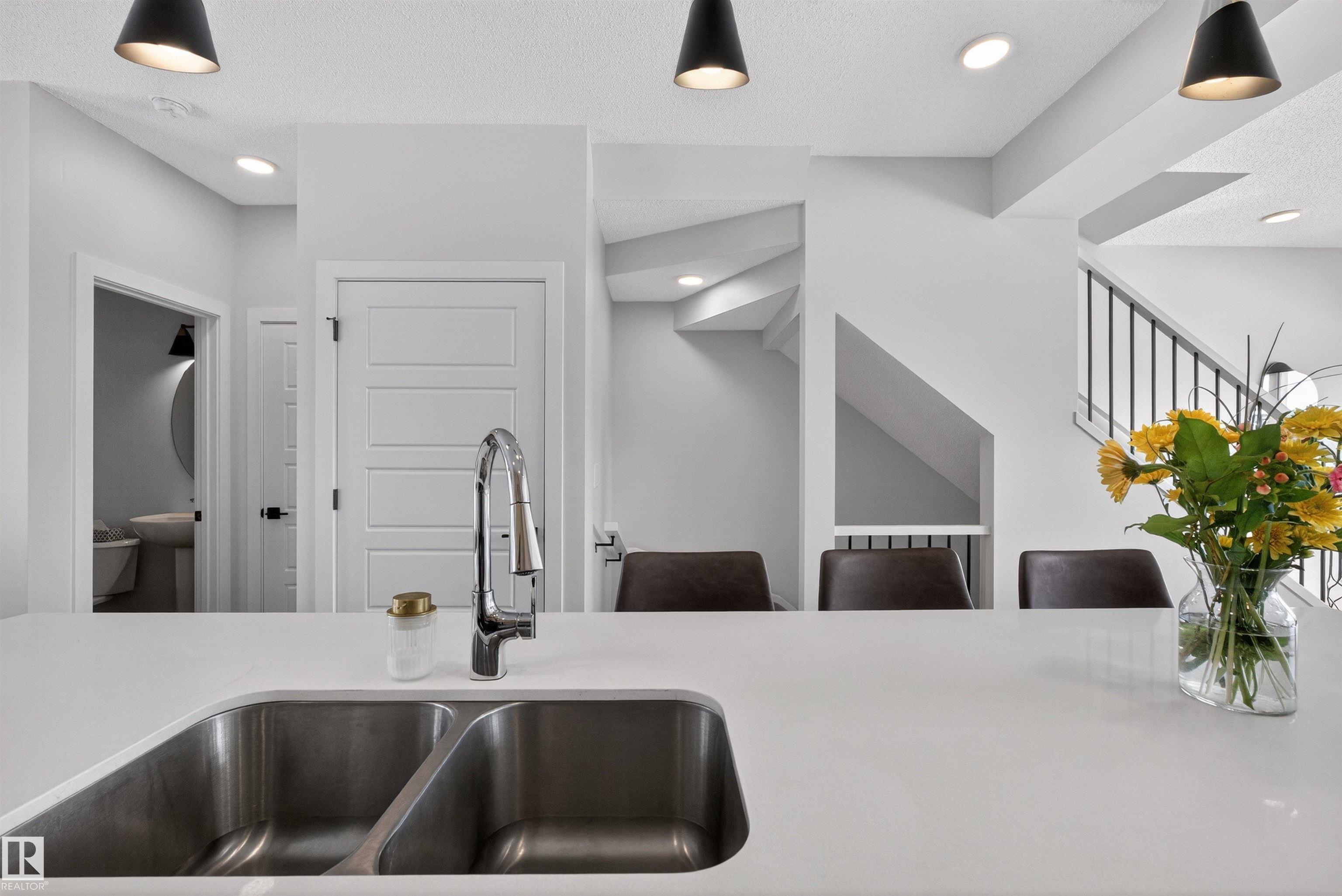 Photo 11 at 28 - 6214 Cartmell crest SW, Chappelle Area, Edmonton