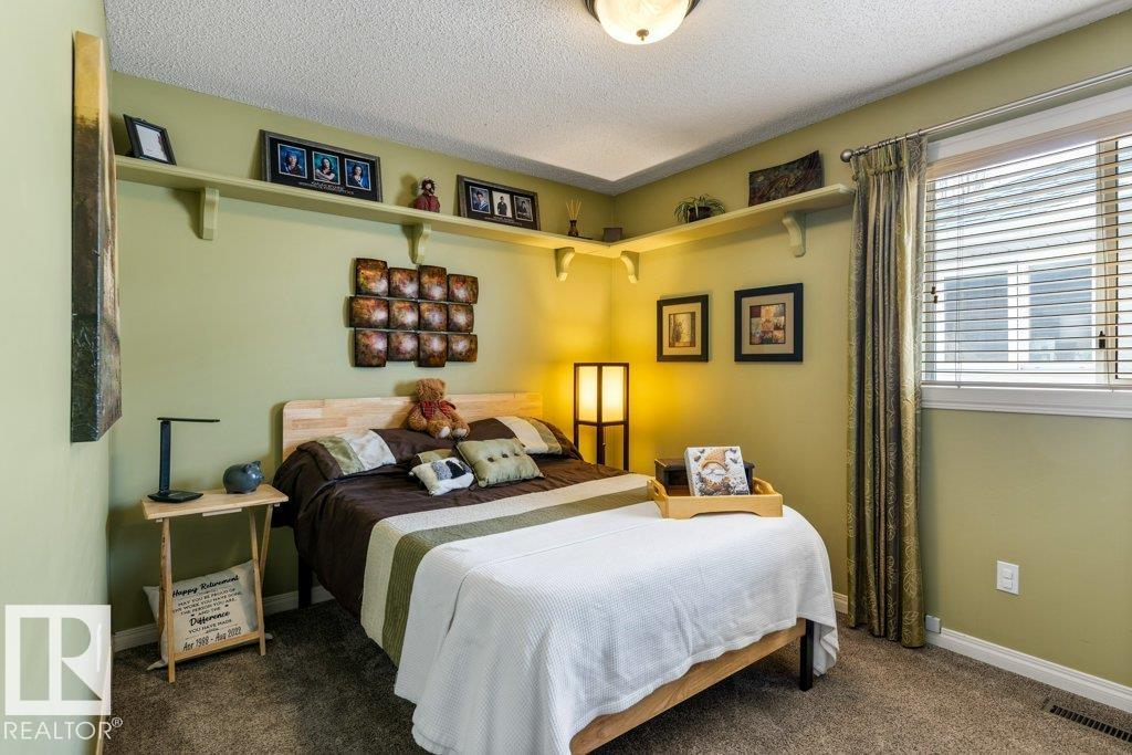 Photo 16 at 17 Donald Place, Deer Ridge, St. Albert