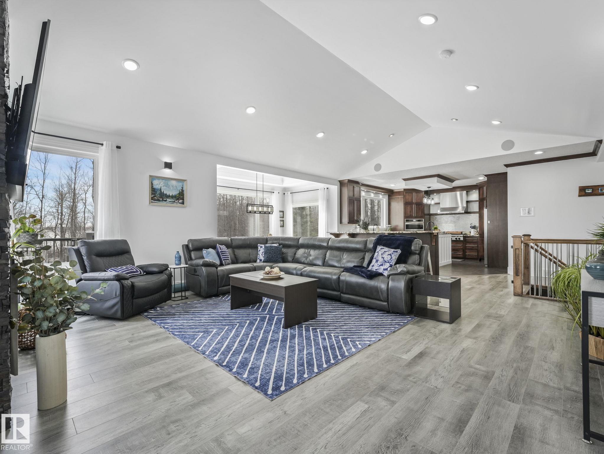 Photo 16 at 90 - 50054 Rge Road, Rosewood Estates, Rural Leduc County