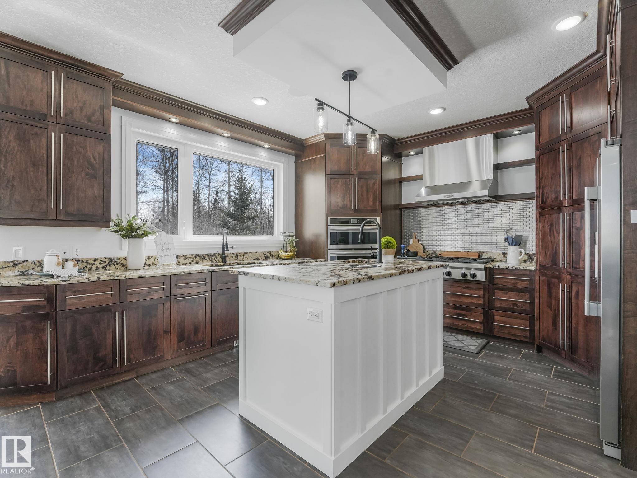 Photo 9 at 90 - 50054 Rge Road, Rosewood Estates, Rural Leduc County