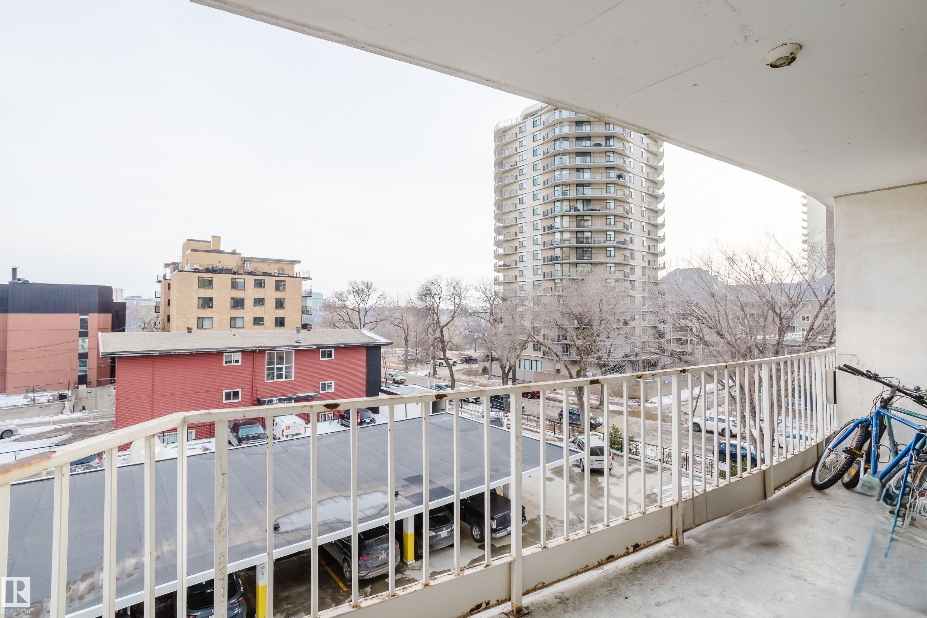 Photo 39 at 402 - 10045 117 Street NW, Wîhkwêntôwin, Edmonton