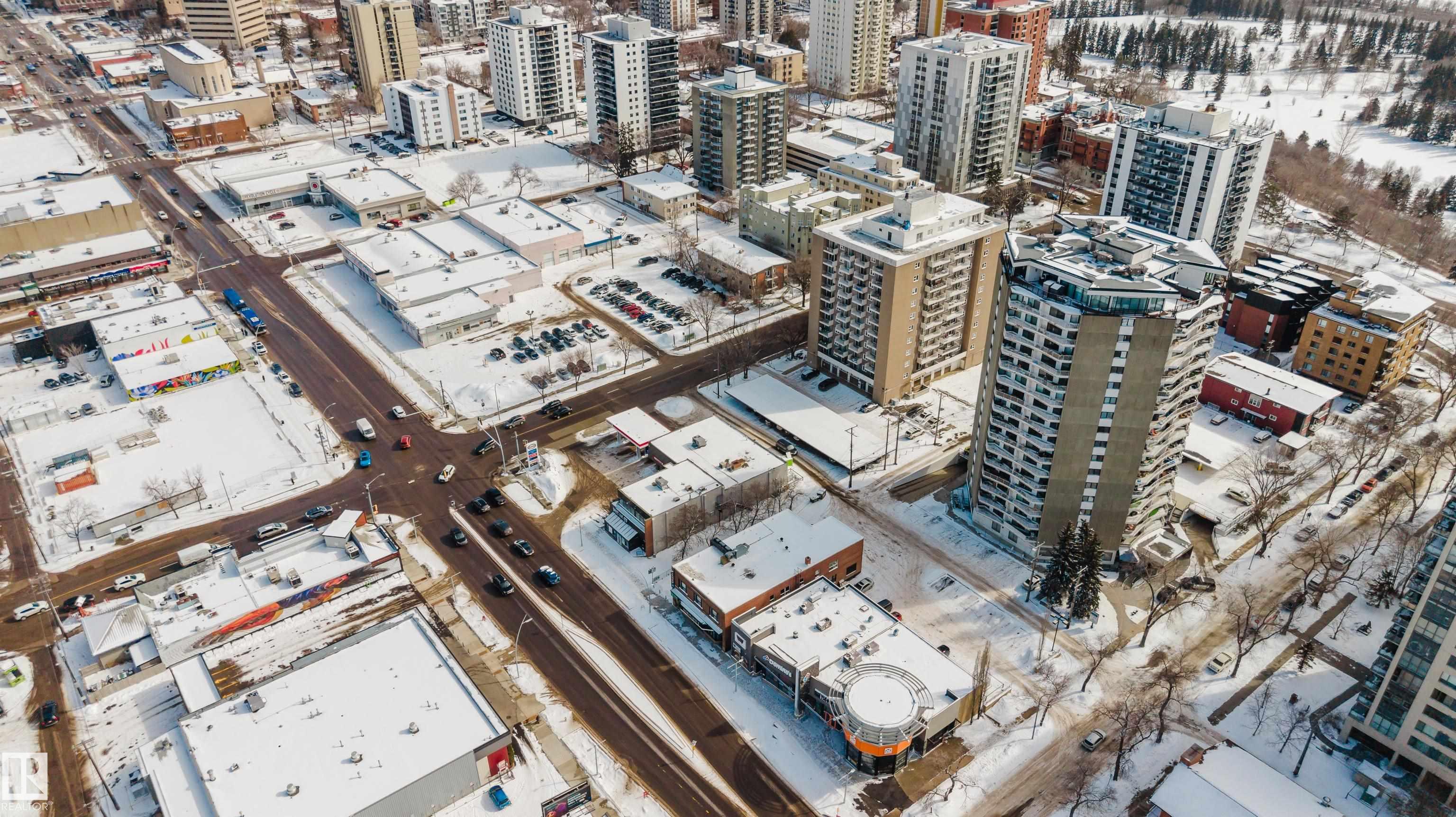 Photo 64 at 402 - 10045 117 Street NW, Wîhkwêntôwin, Edmonton