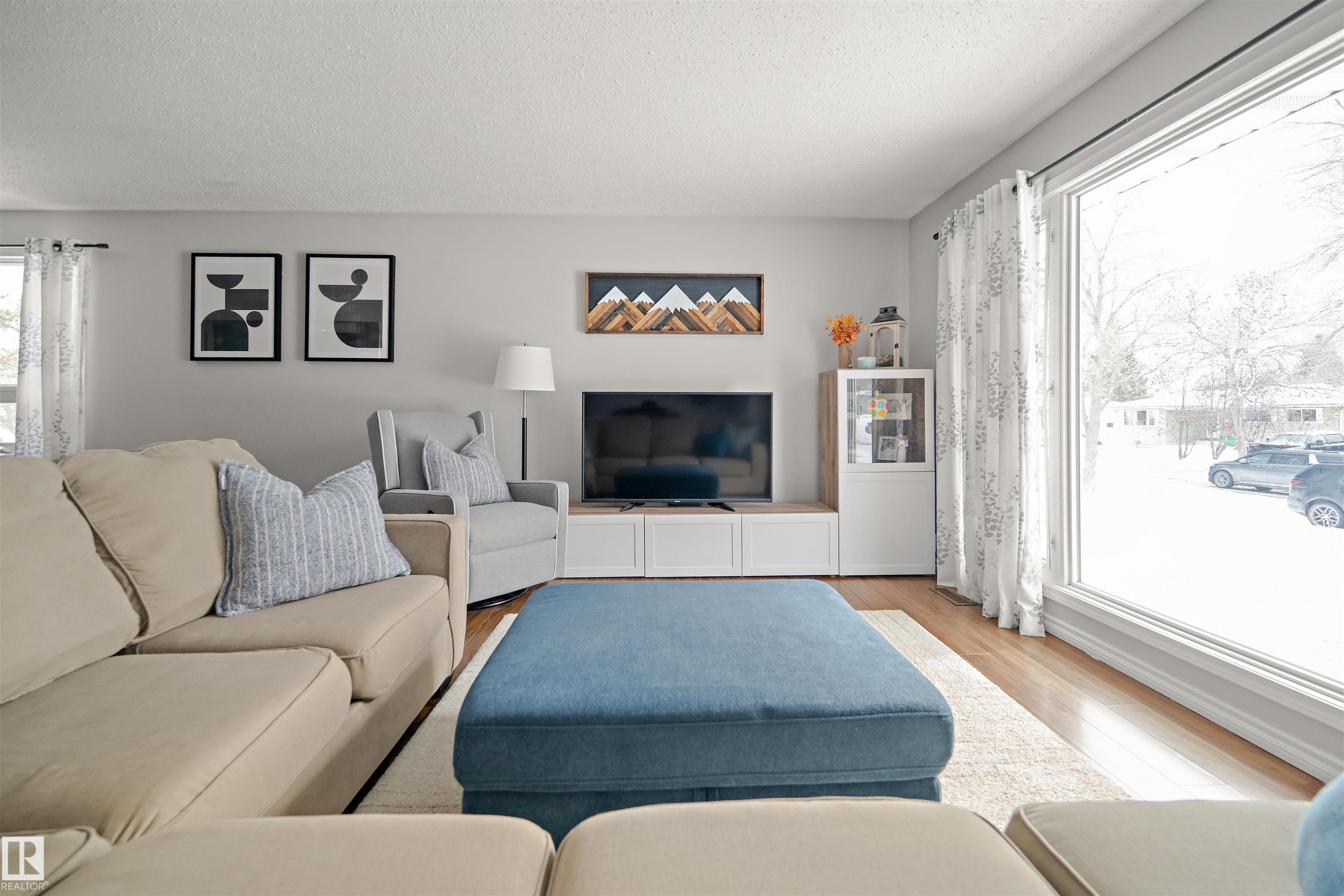 15 Arbor Crescent, Akinsdale, St. Albert