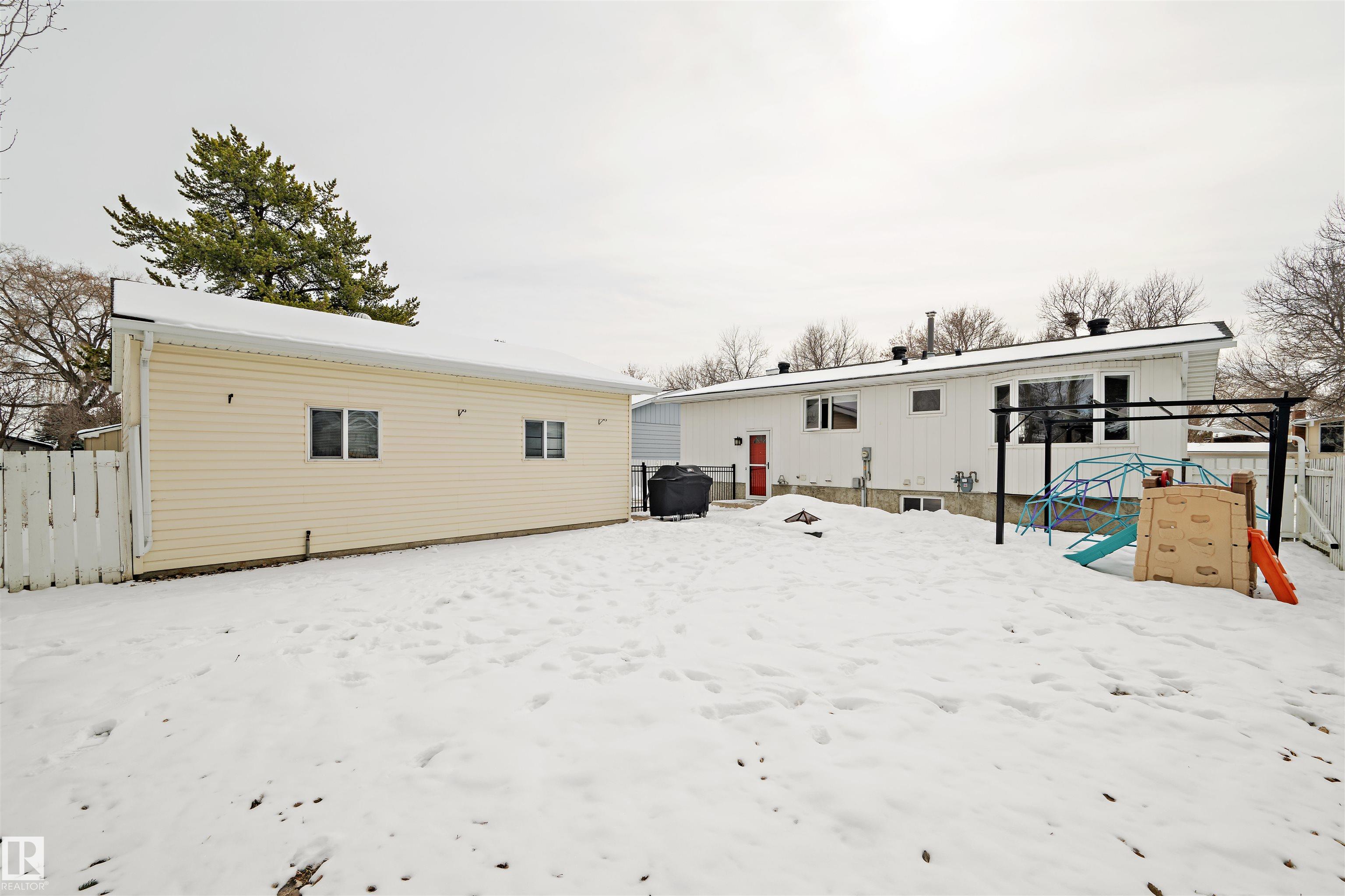 Photo 32 at 15 Arbor Crescent, Akinsdale, St. Albert