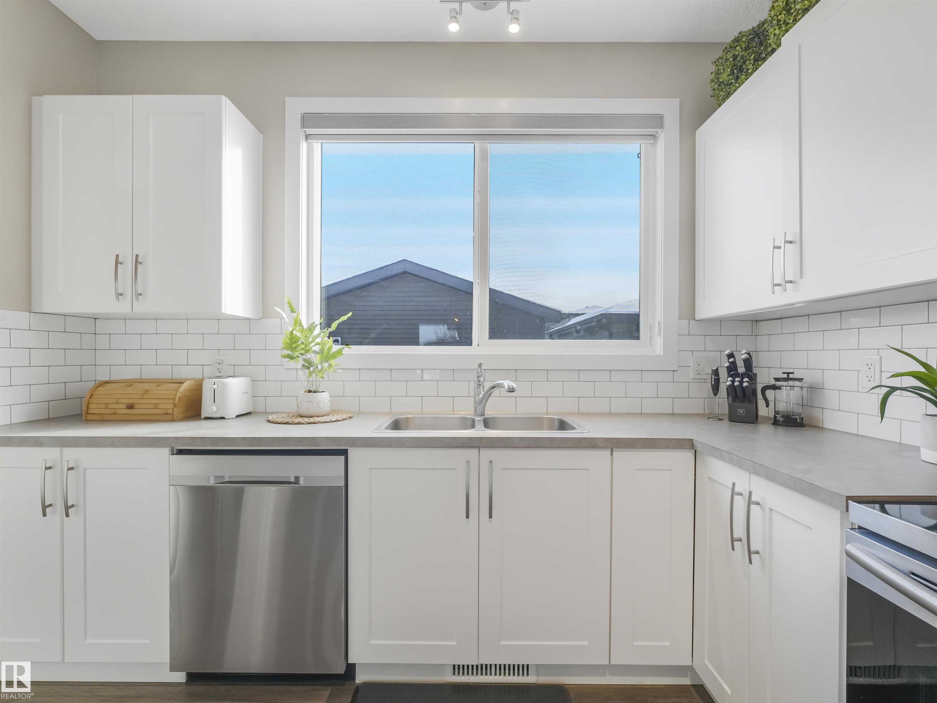 Photo 17 at 725 36 Street SW, Charlesworth, Edmonton